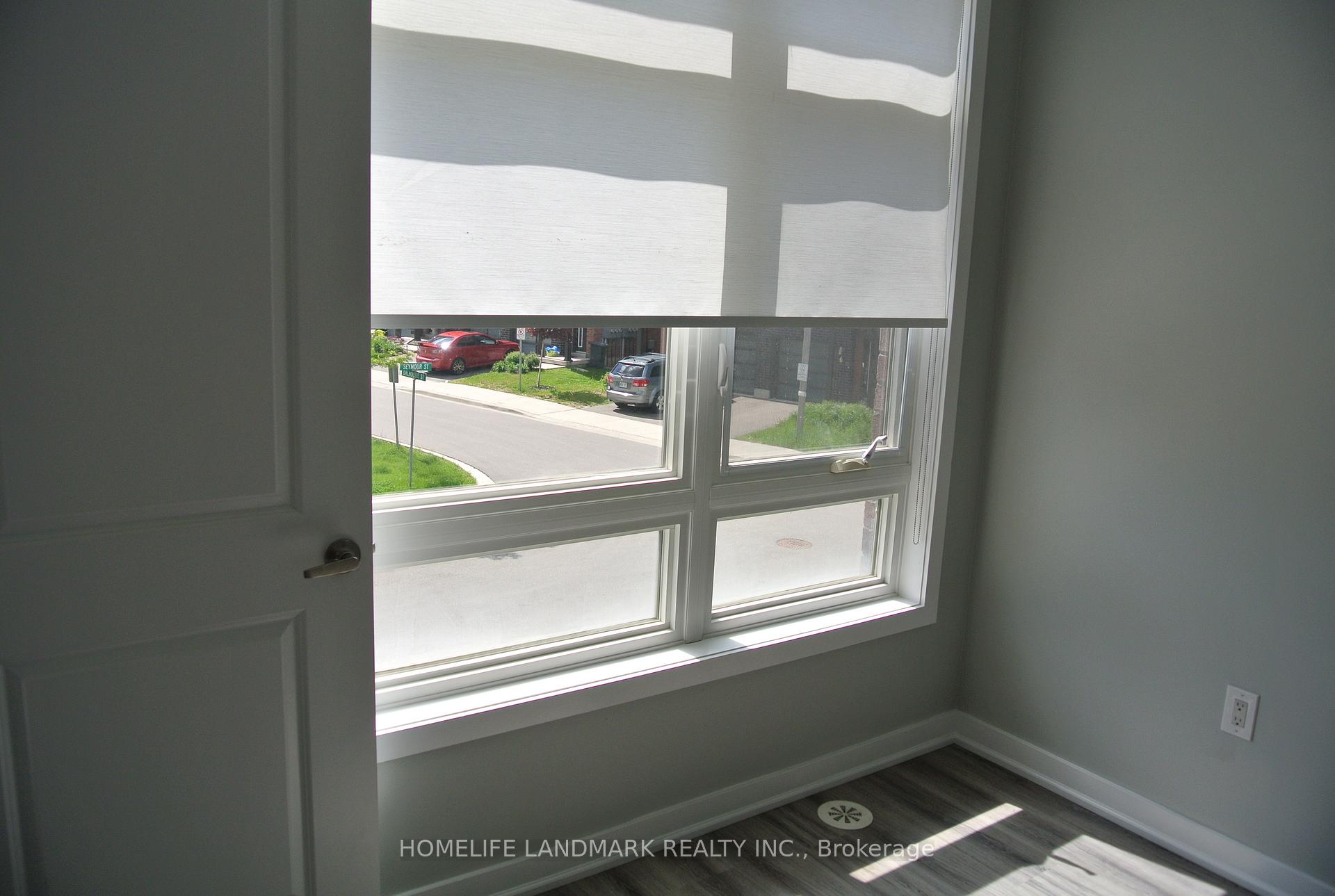 Photo 7 of 17 Seymour Street, Vaughan, Vaughan Grove — HOMEH
