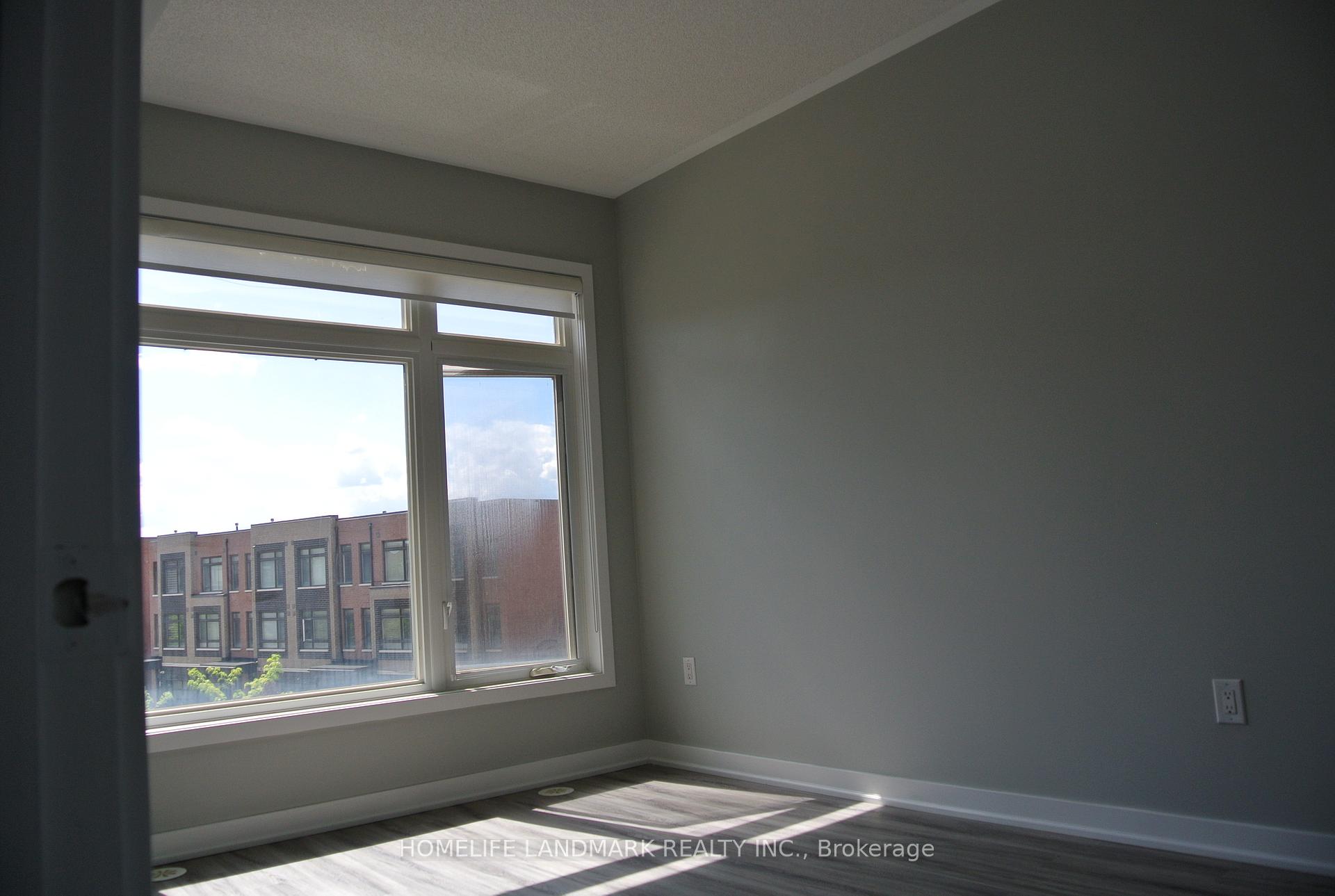 Photo 11 of 17 Seymour Street, Vaughan, Vaughan Grove — HOMEH