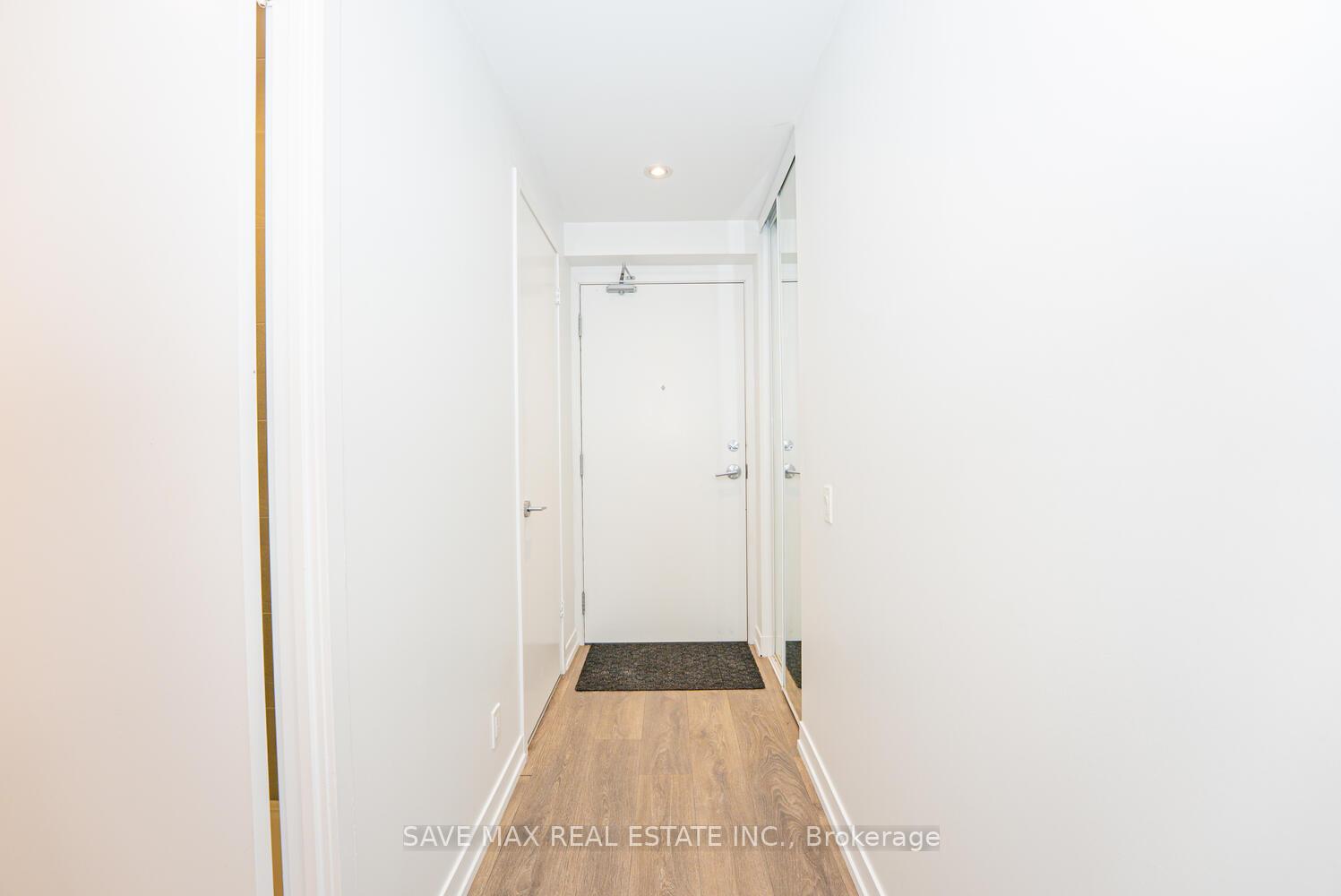 Photo 5 of Unit 3807, 5 Buttermill Avenue, Vaughan, Vaughan Corporate Centre — HOMEH