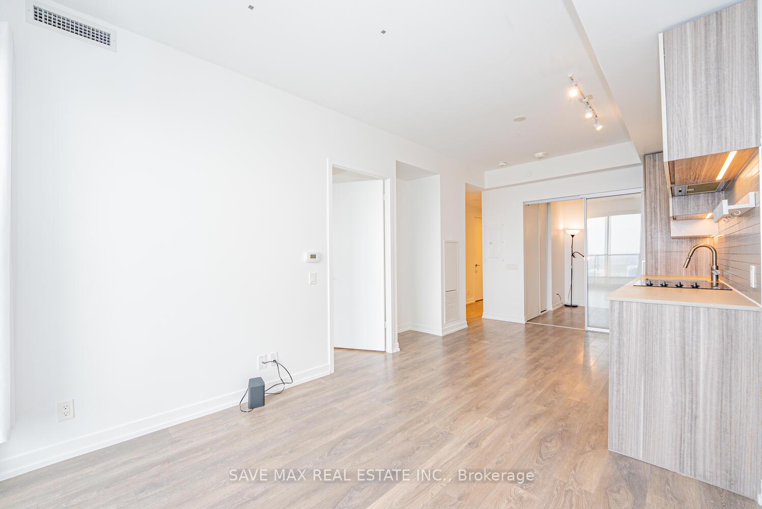 Photo 18 of Unit 3807, 5 Buttermill Avenue, Vaughan, Vaughan Corporate Centre — HOMEH