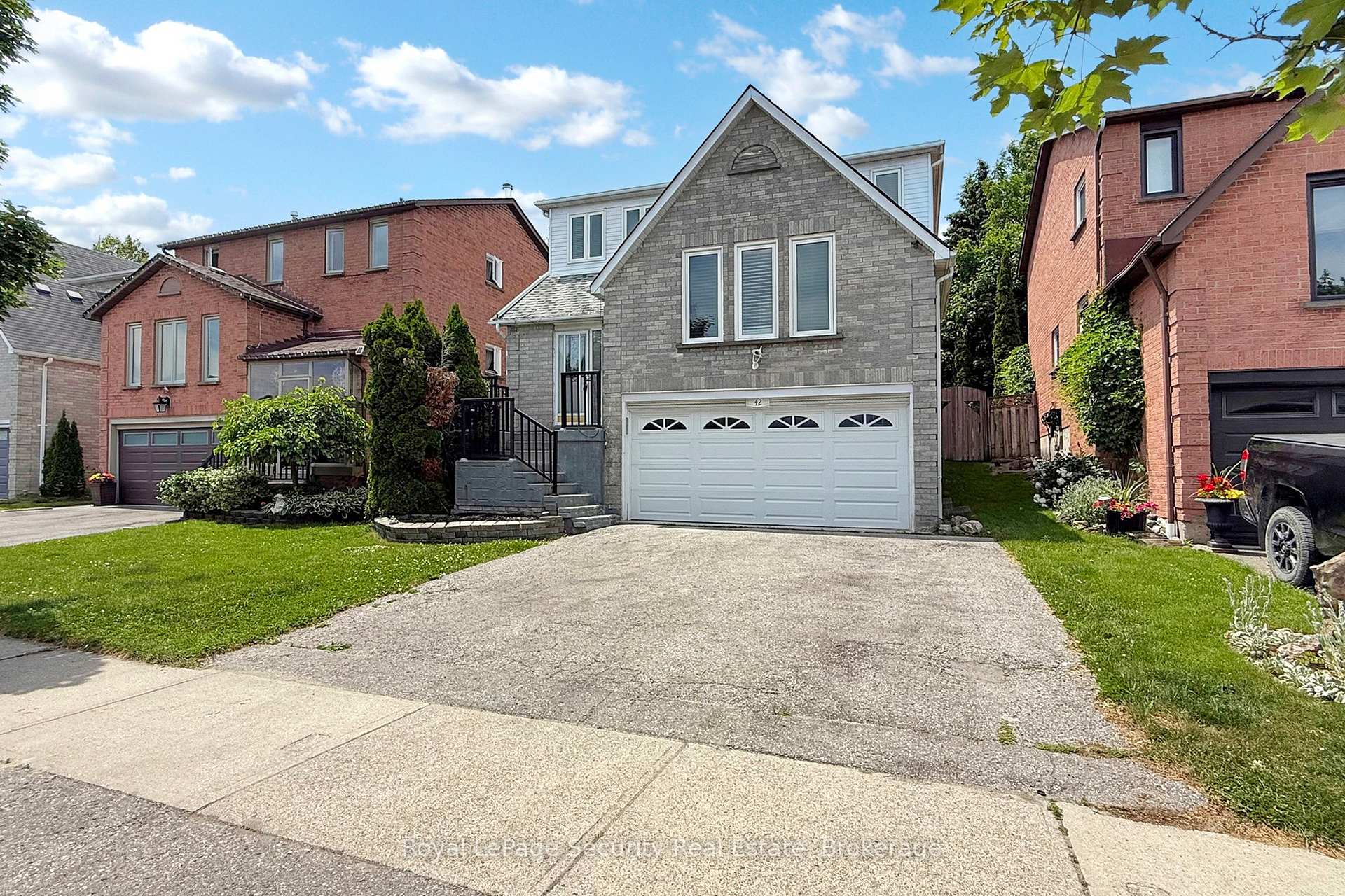 Front of 42 Gardiner Drive
