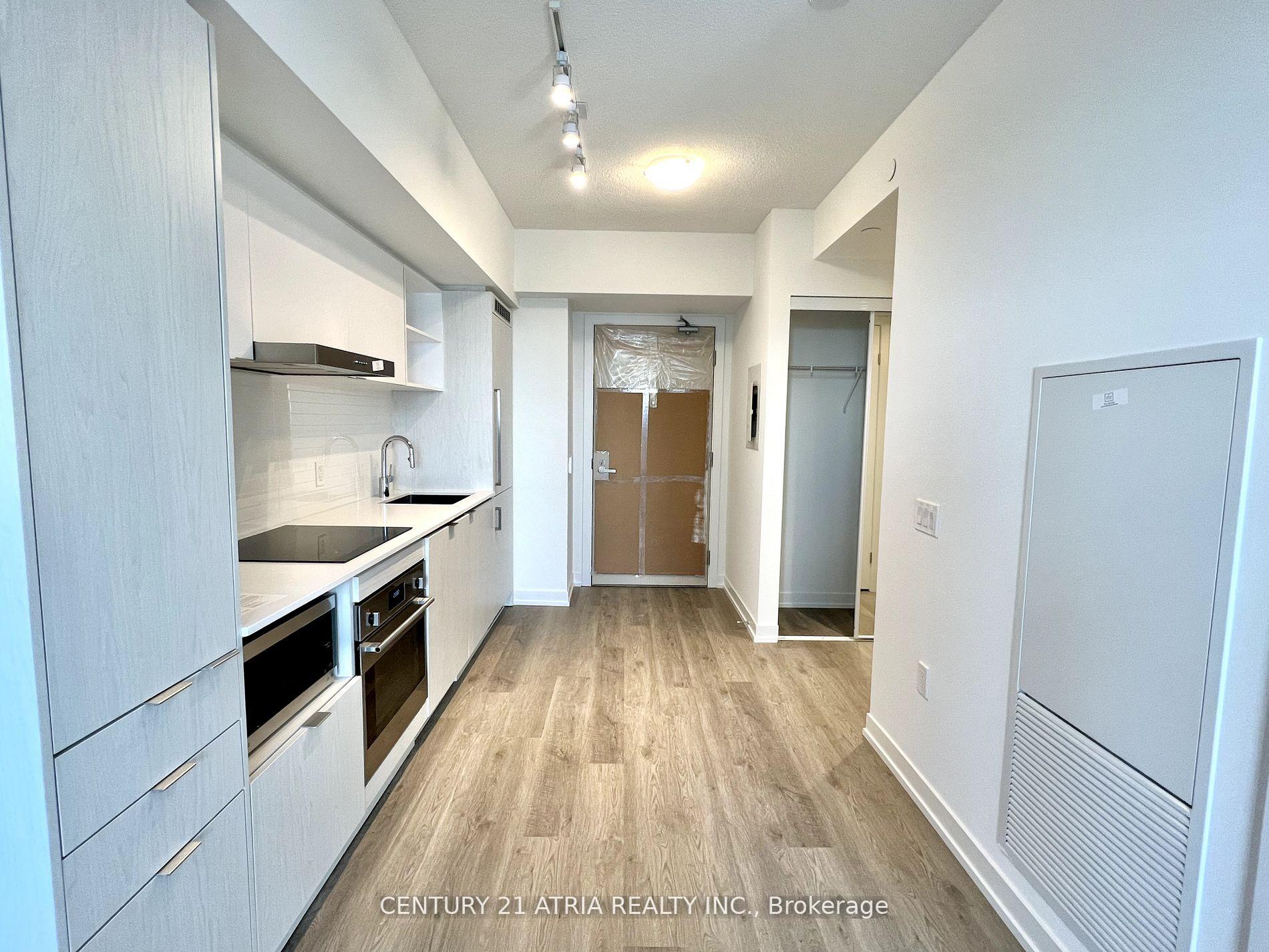Photo 2 of Unit 2506, 55 Cooper Street, Toronto, Waterfront Communities — HOMEH