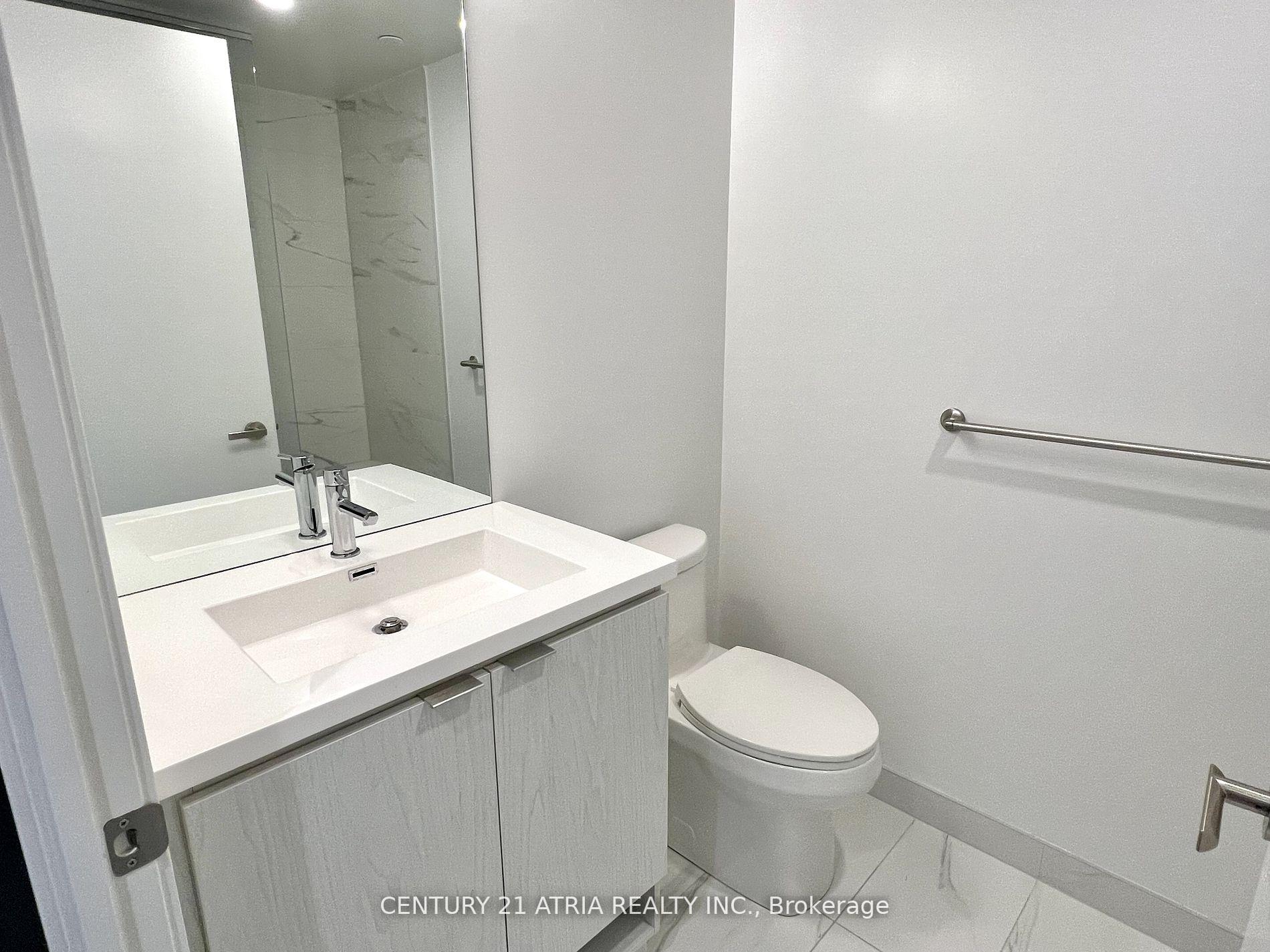Photo 12 of Unit 2506, 55 Cooper Street, Toronto, Waterfront Communities — HOMEH