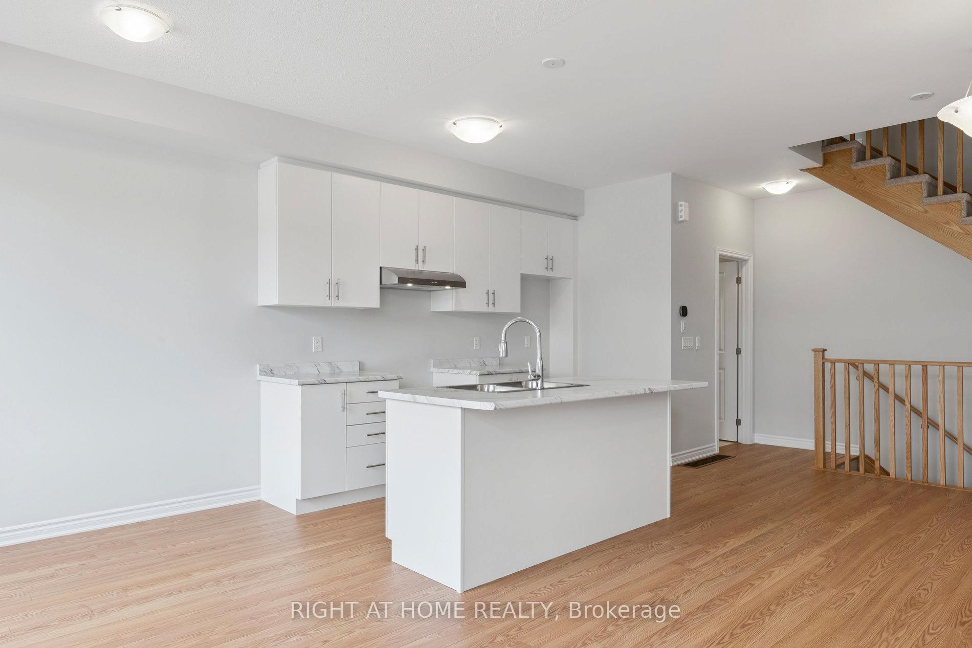 Photo 28 of 1055 Honeycomb Path, Oshawa, Kedron — HOMEH