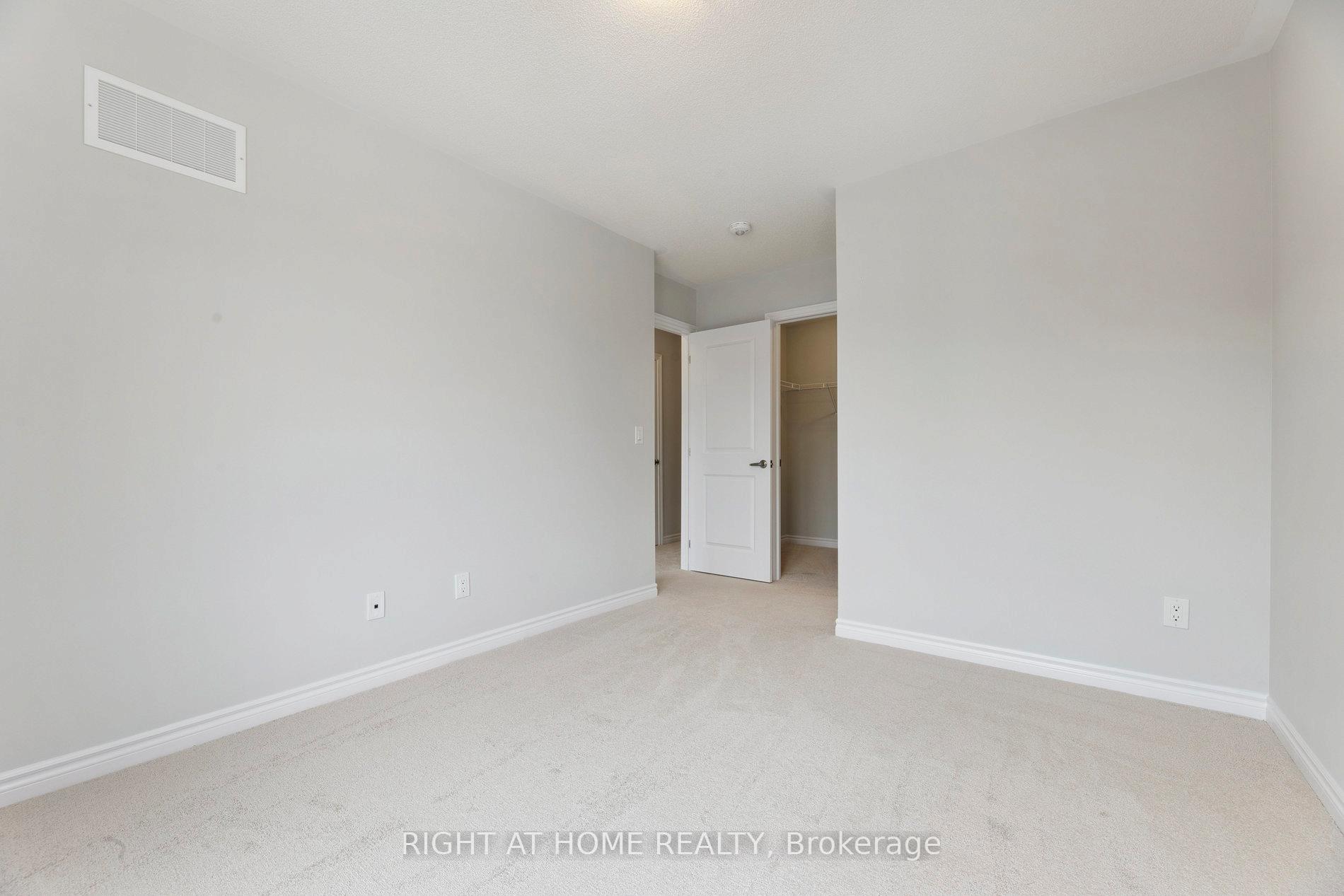 Photo 30 of 1055 Honeycomb Path, Oshawa, Kedron — HOMEH