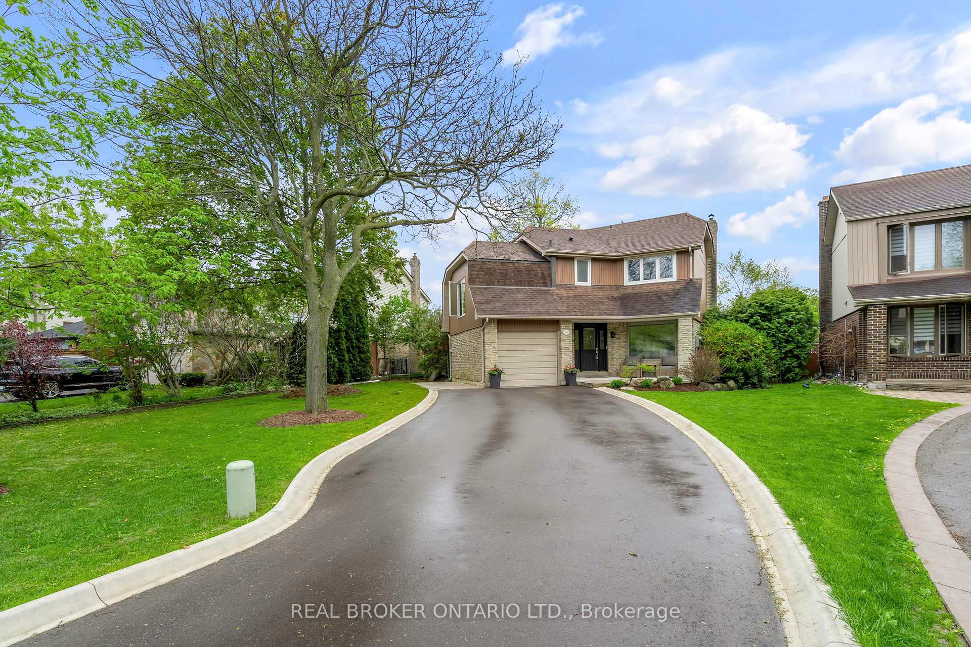 Photo 22 of 40 Montcalm Place, Brampton, Central Park — HOMEH