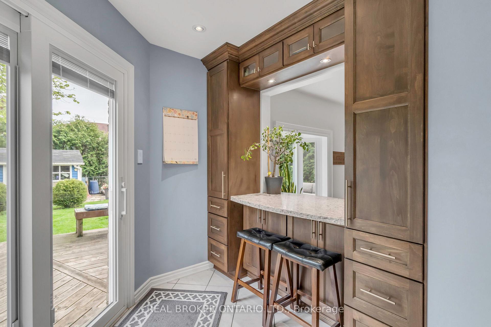 Photo 7 of 40 Montcalm Place, Brampton, Central Park — HOMEH