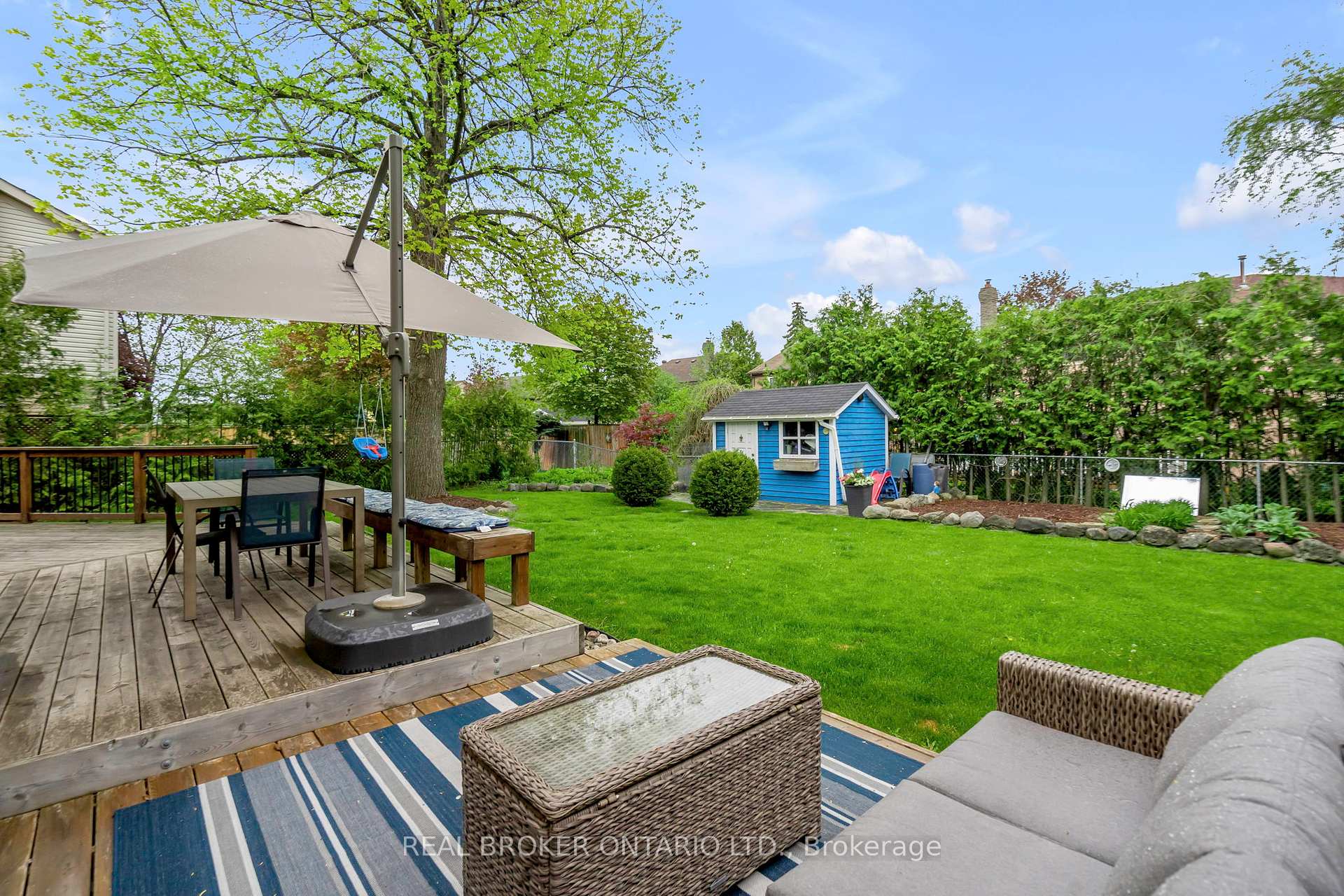 Photo 16 of 40 Montcalm Place, Brampton, Central Park — HOMEH