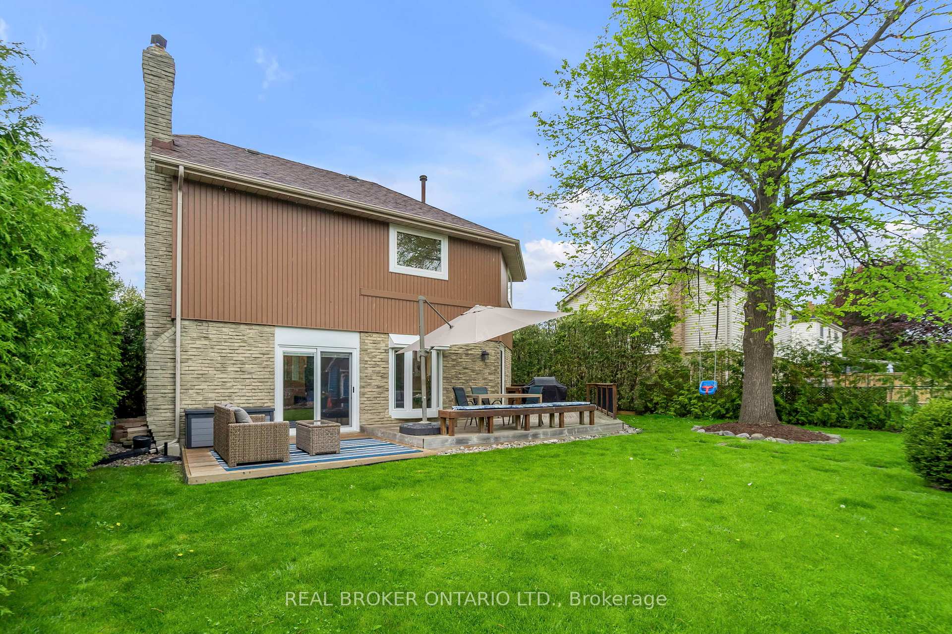Photo 15 of 40 Montcalm Place, Brampton, Central Park — HOMEH