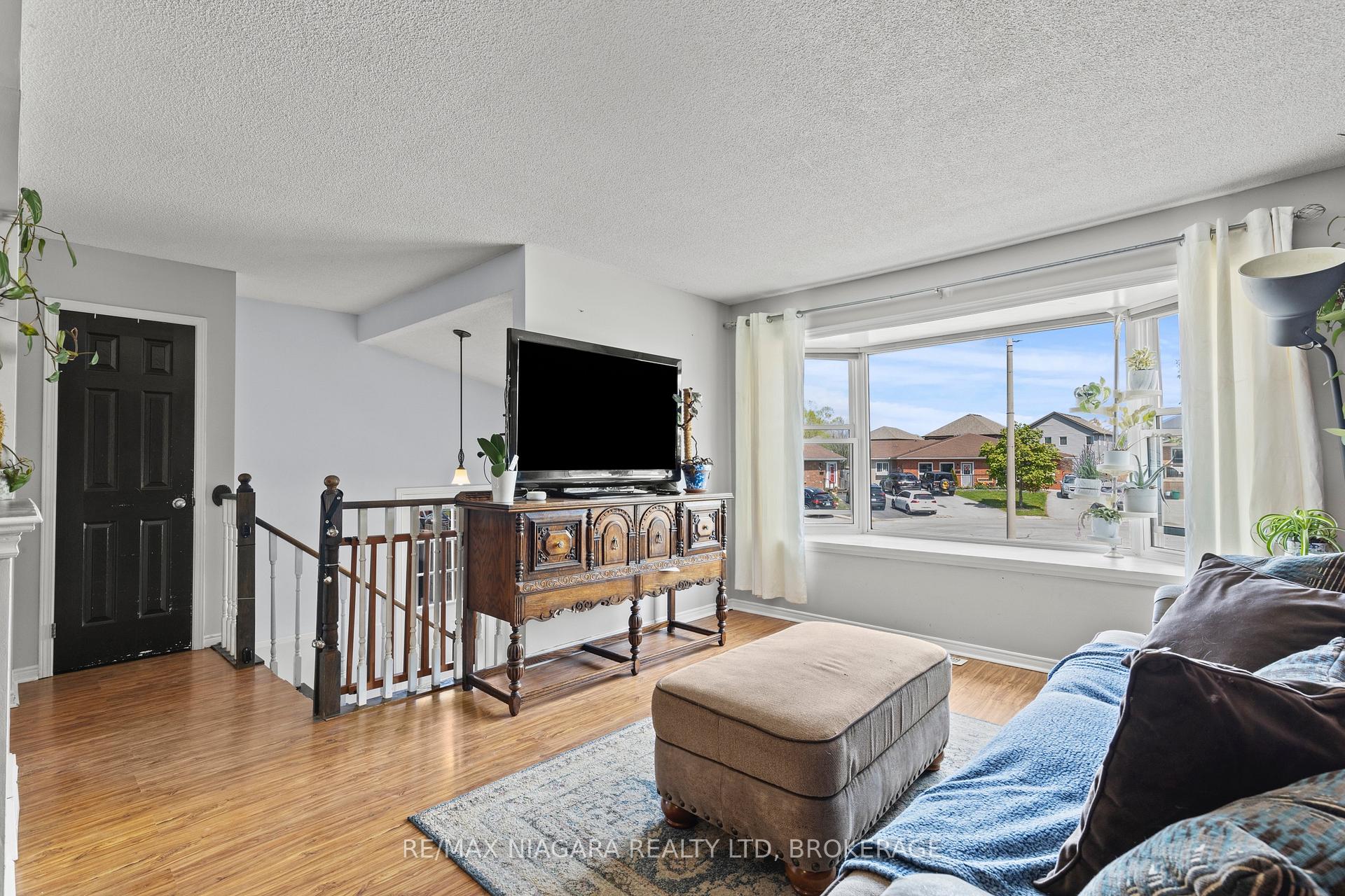 Photo 17 of 6 Marc Court, Welland, Lincoln/Crowland — HOMEH