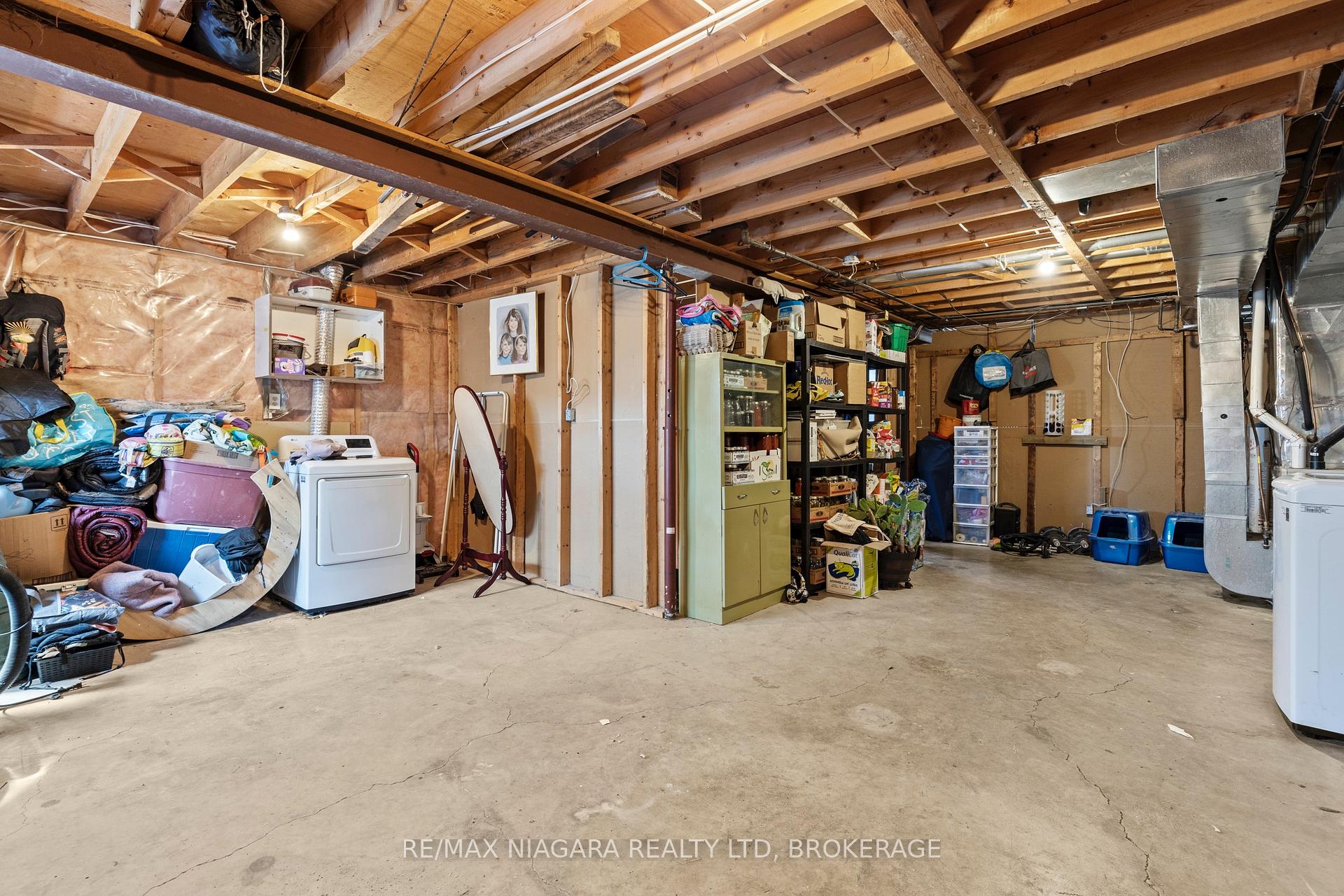 Photo 7 of 6 Marc Court, Welland, Lincoln/Crowland — HOMEH