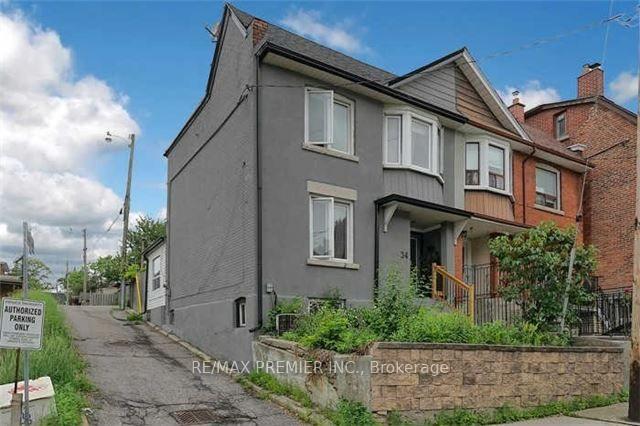 Front of 34 Mc Farland Avenue