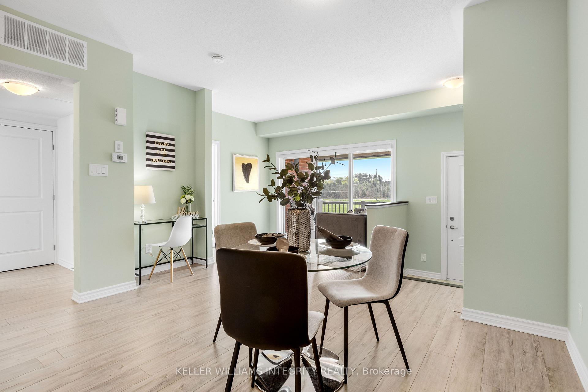 Photo 10 of Unit K, 70 Jaguar Private, Ottawa, Kanata - Emerald Meadows/Trailwest — HOMEH