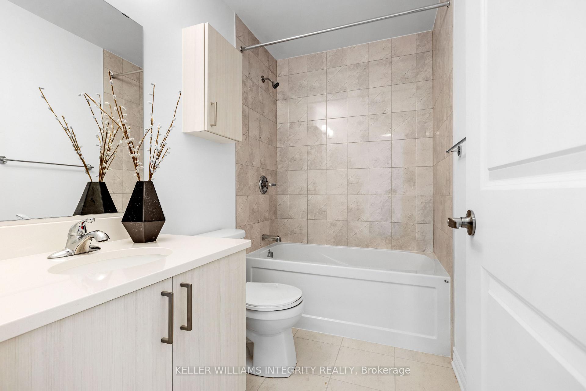 Photo 18 of Unit K, 70 Jaguar Private, Ottawa, Kanata - Emerald Meadows/Trailwest — HOMEH