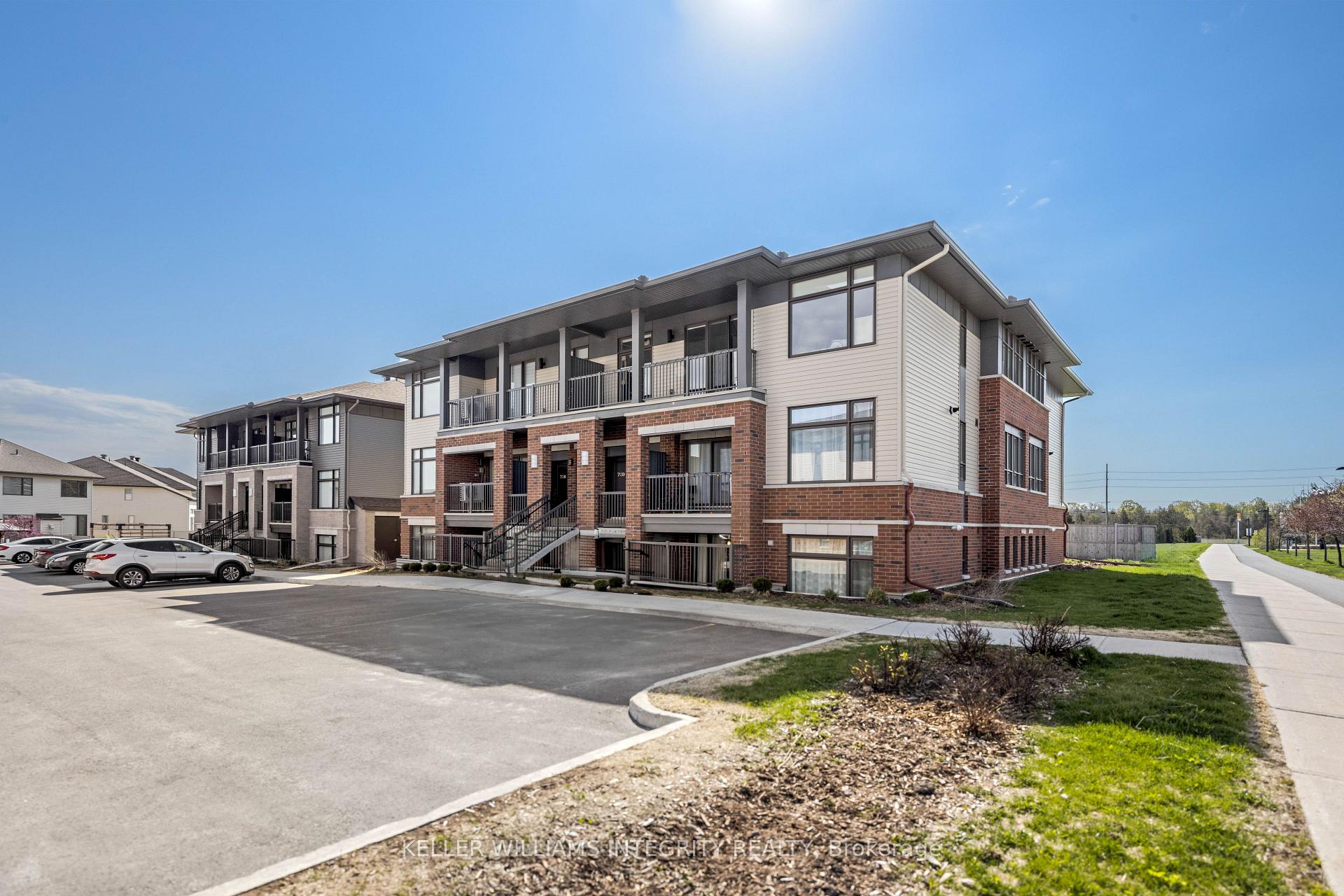 Photo 24 of Unit K, 70 Jaguar Private, Ottawa, Kanata - Emerald Meadows/Trailwest — HOMEH