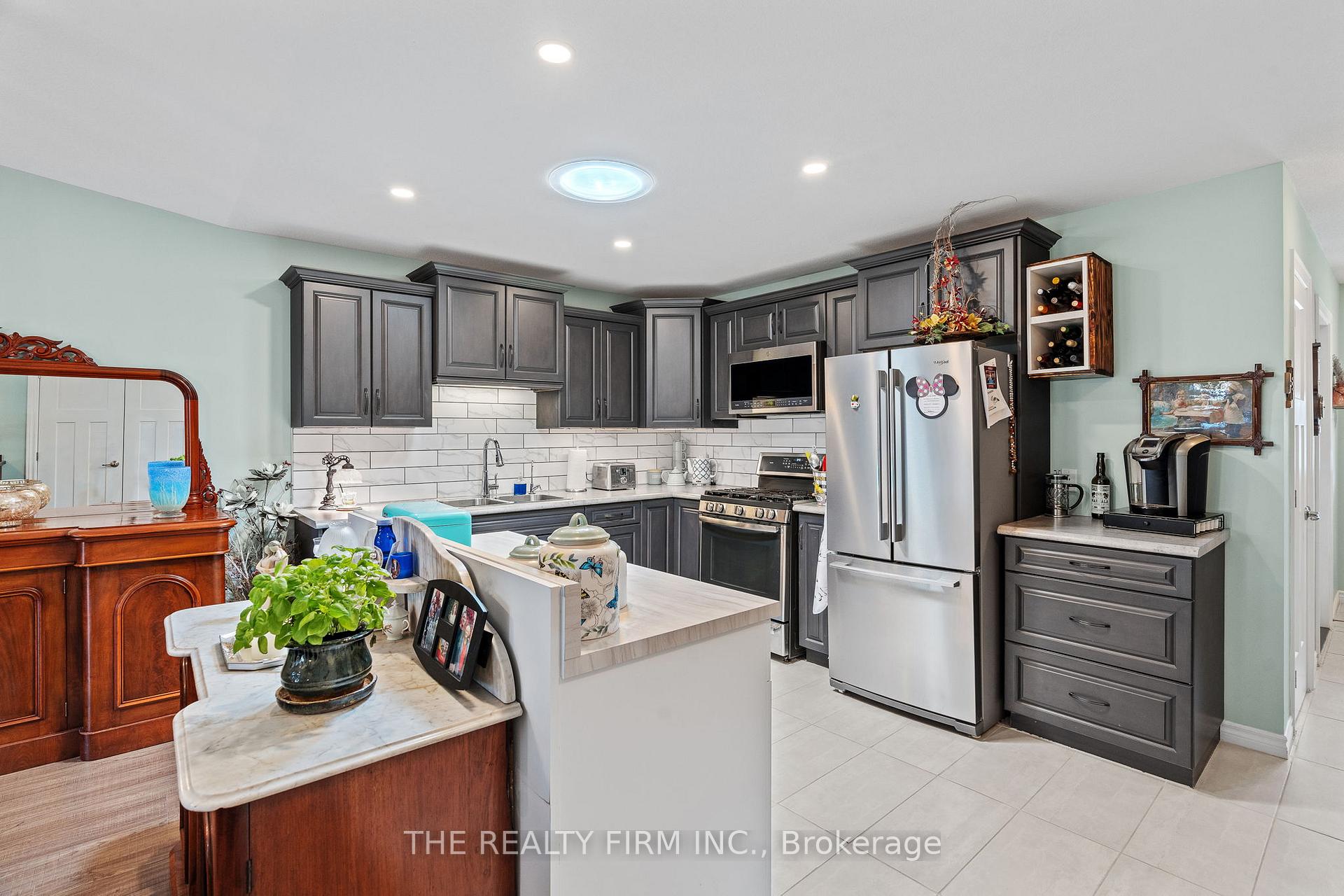 Photo 8 of 26 Devon Drive, South Huron, Exeter — HOMEH