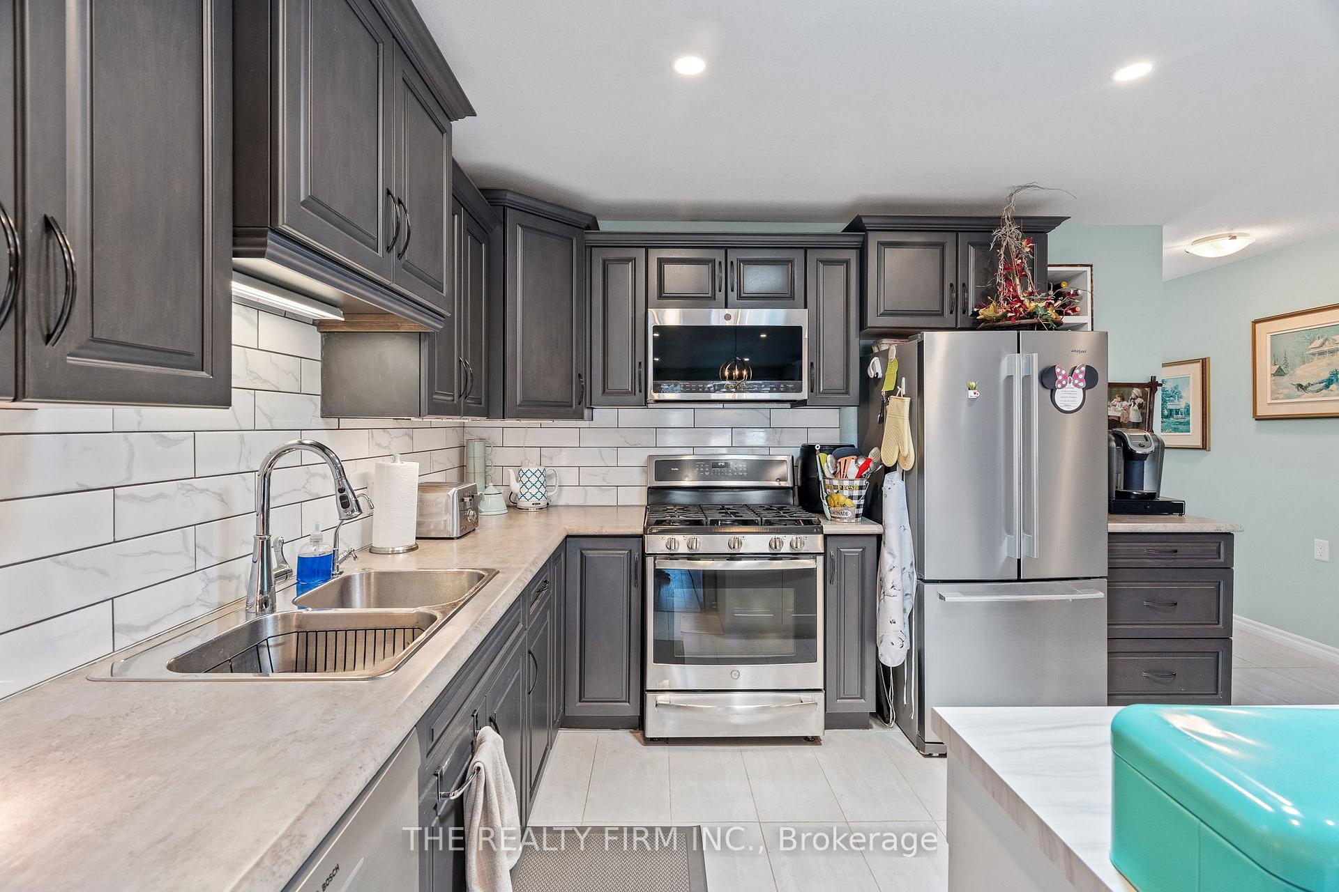 Photo 13 of 26 Devon Drive, South Huron, Exeter — HOMEH