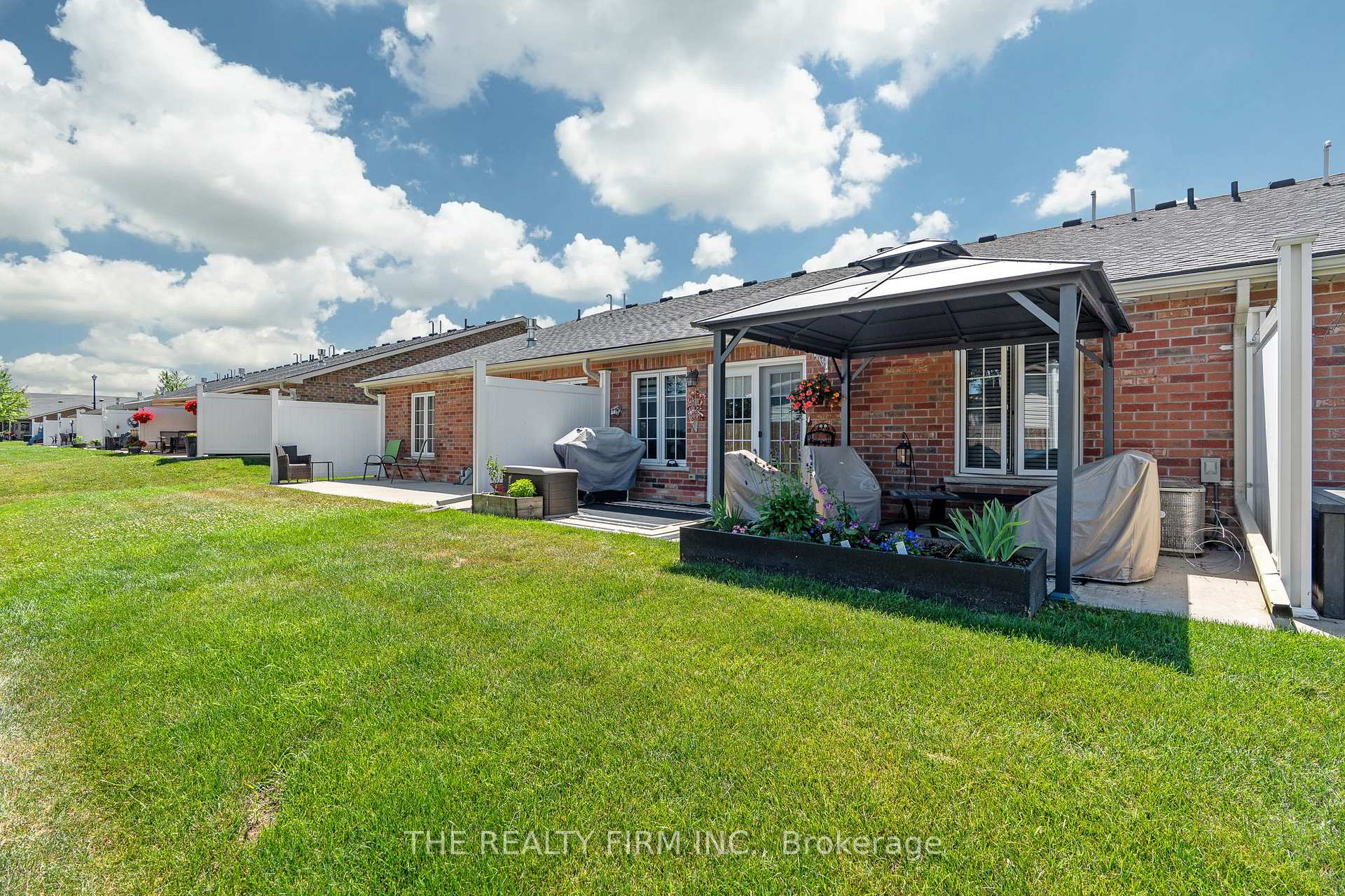 Photo 32 of 26 Devon Drive, South Huron, Exeter — HOMEH