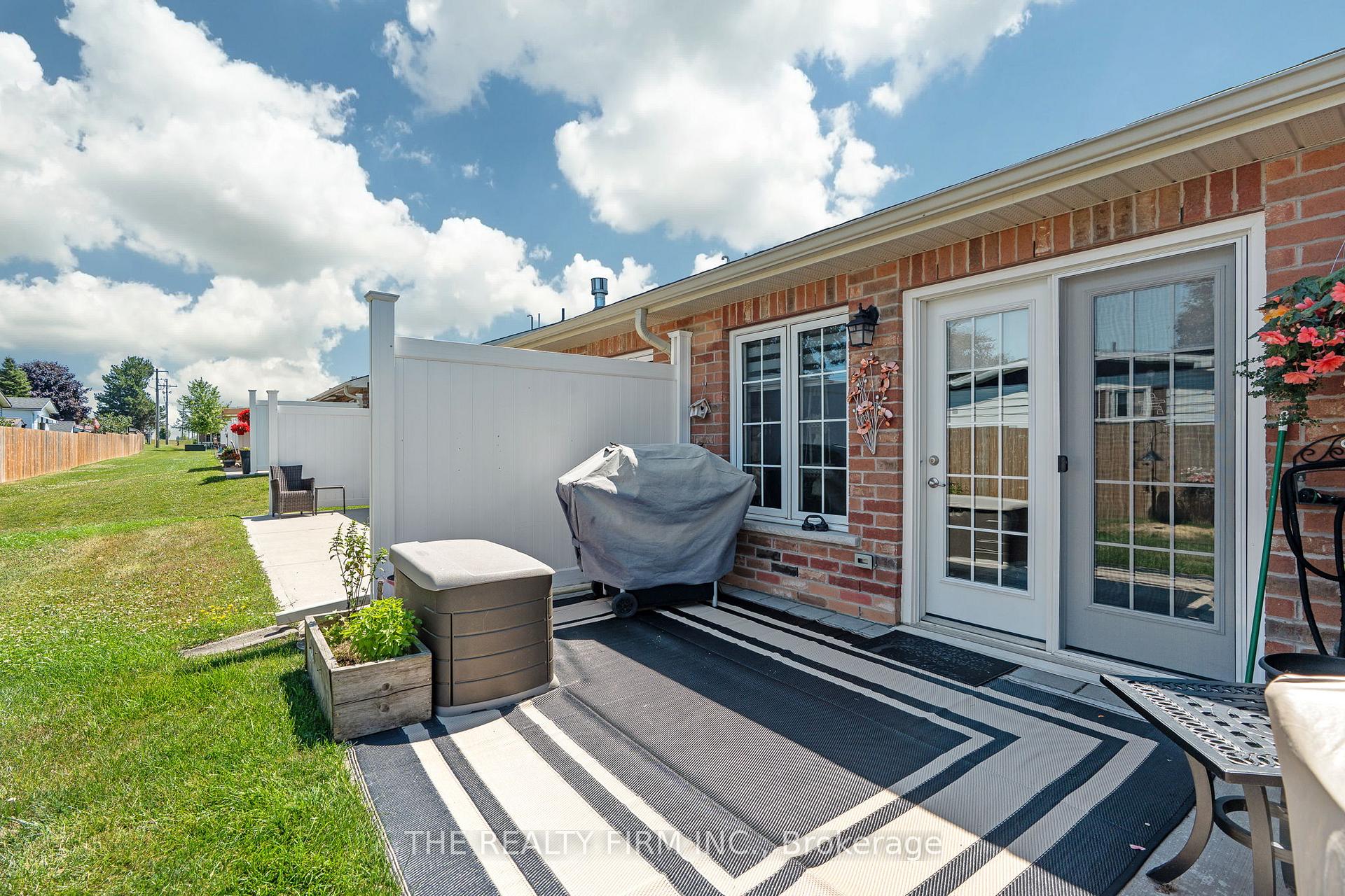 Photo 40 of 26 Devon Drive, South Huron, Exeter — HOMEH