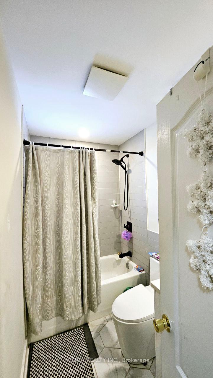Photo 12 of 88 Meadowlands Drive W, Ottawa, Meadowlands/Crestview — HOMEH