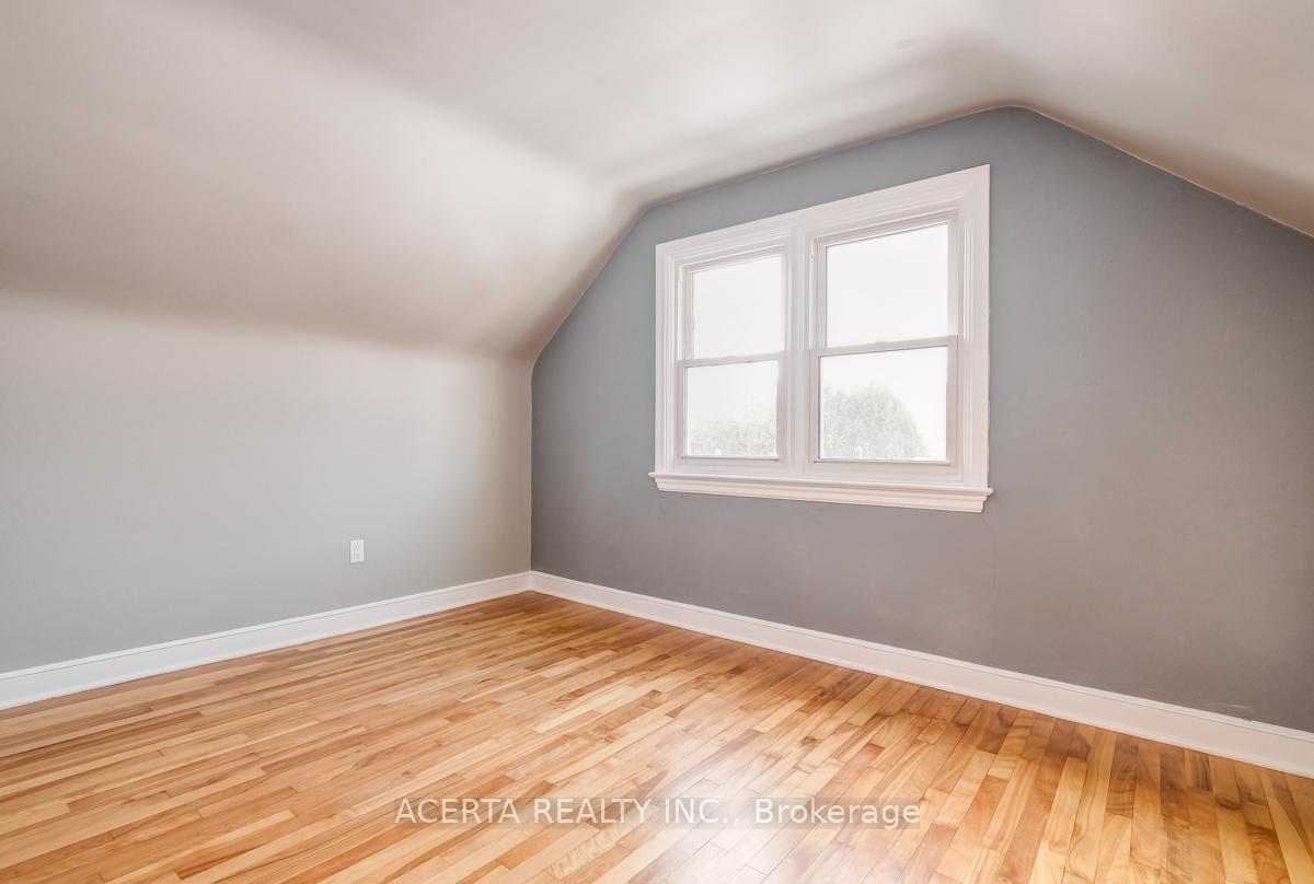 Photo 11 of 88 Meadowlands Drive W, Ottawa, Meadowlands/Crestview — HOMEH