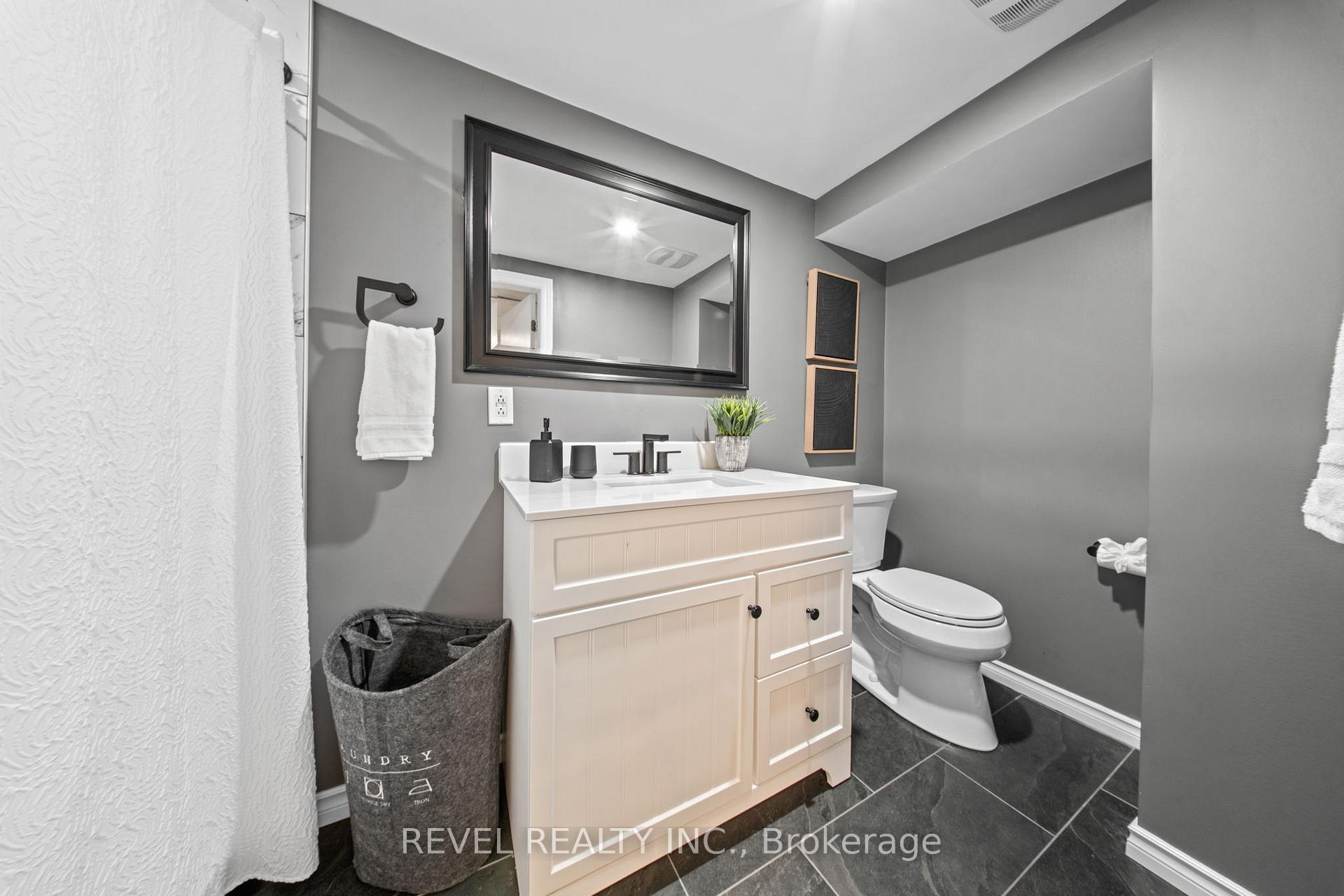 Photo 31 of 545 Charrington Avenue, Oshawa, Centennial — HOMEH