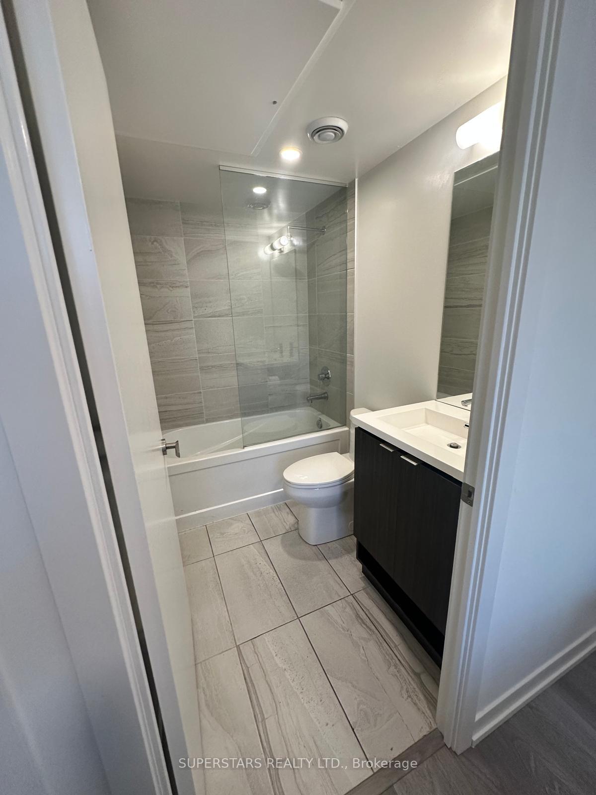 Photo 3 of Unit 3111, 55 Cooper Street, Toronto, Waterfront Communities — HOMEH