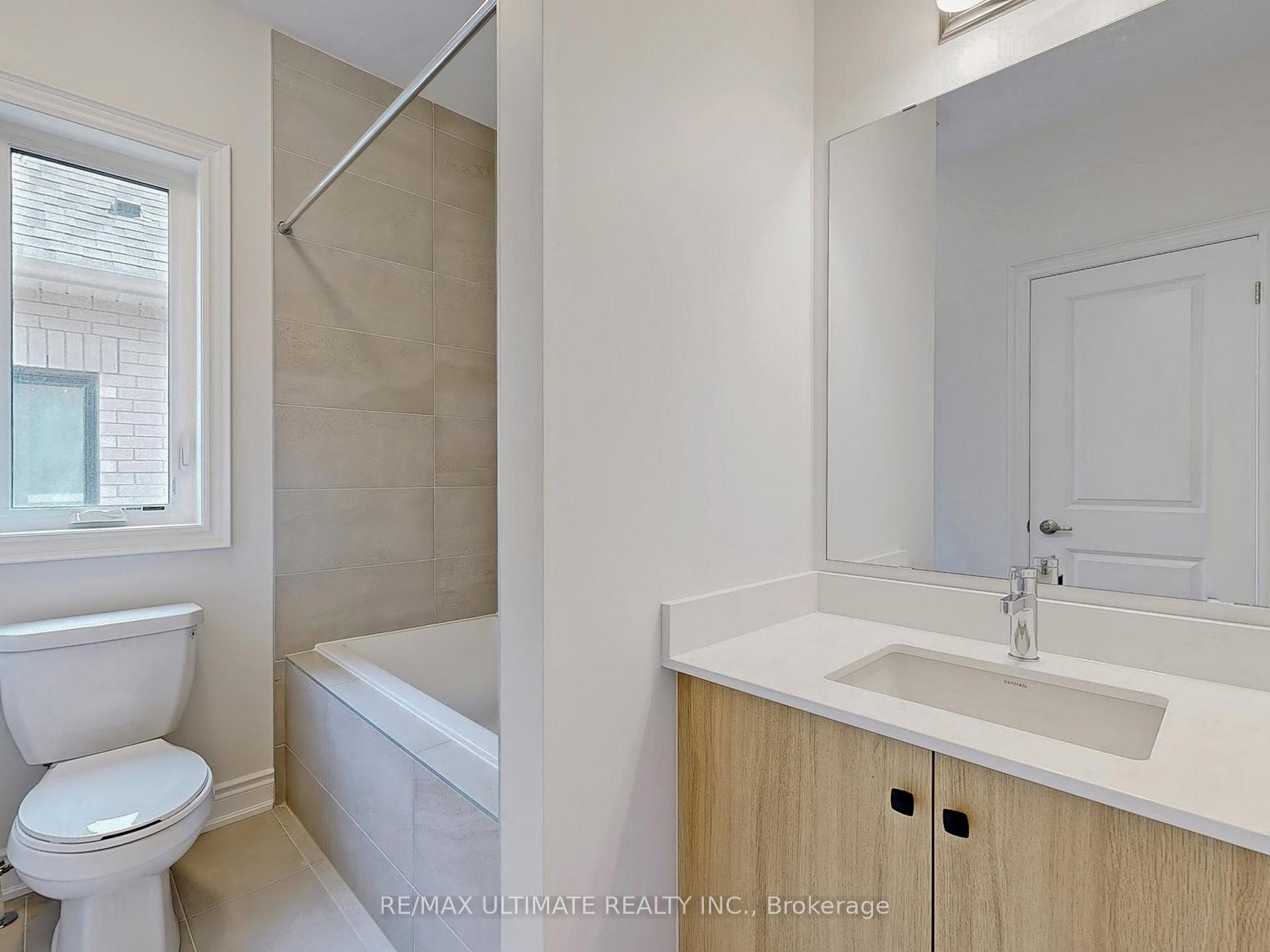 Photo 45 of 156 Winthrop Crescent, Vaughan, Vellore Village — HOMEH