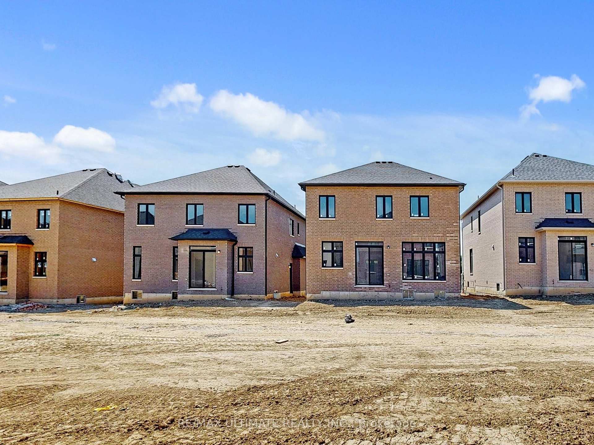 Photo 46 of 156 Winthrop Crescent, Vaughan, Vellore Village — HOMEH