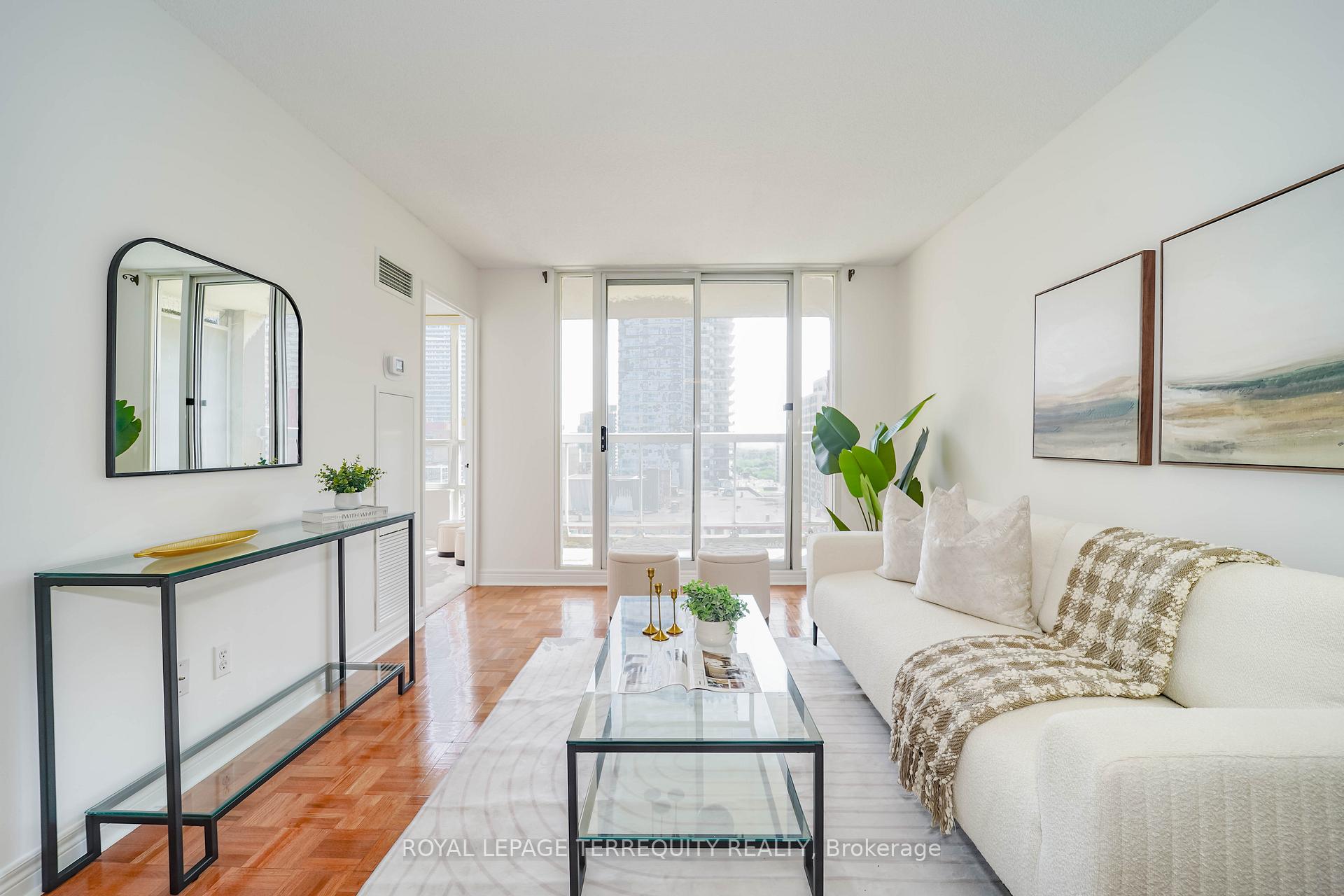 Photo 20 of Unit 1708, 43 Eglinton Avenue E, Toronto, Mount Pleasant West — HOMEH