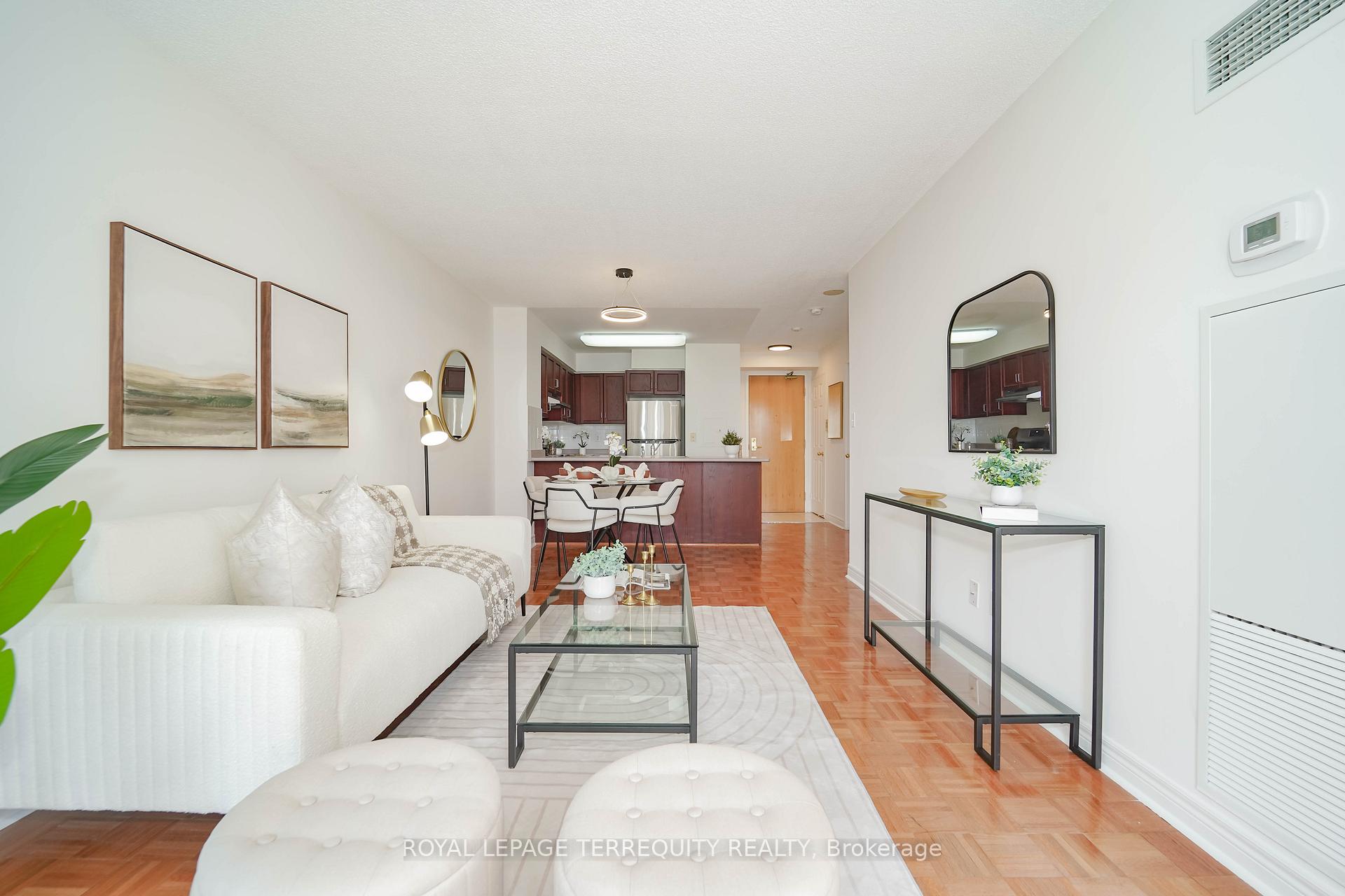 Photo 21 of Unit 1708, 43 Eglinton Avenue E, Toronto, Mount Pleasant West — HOMEH