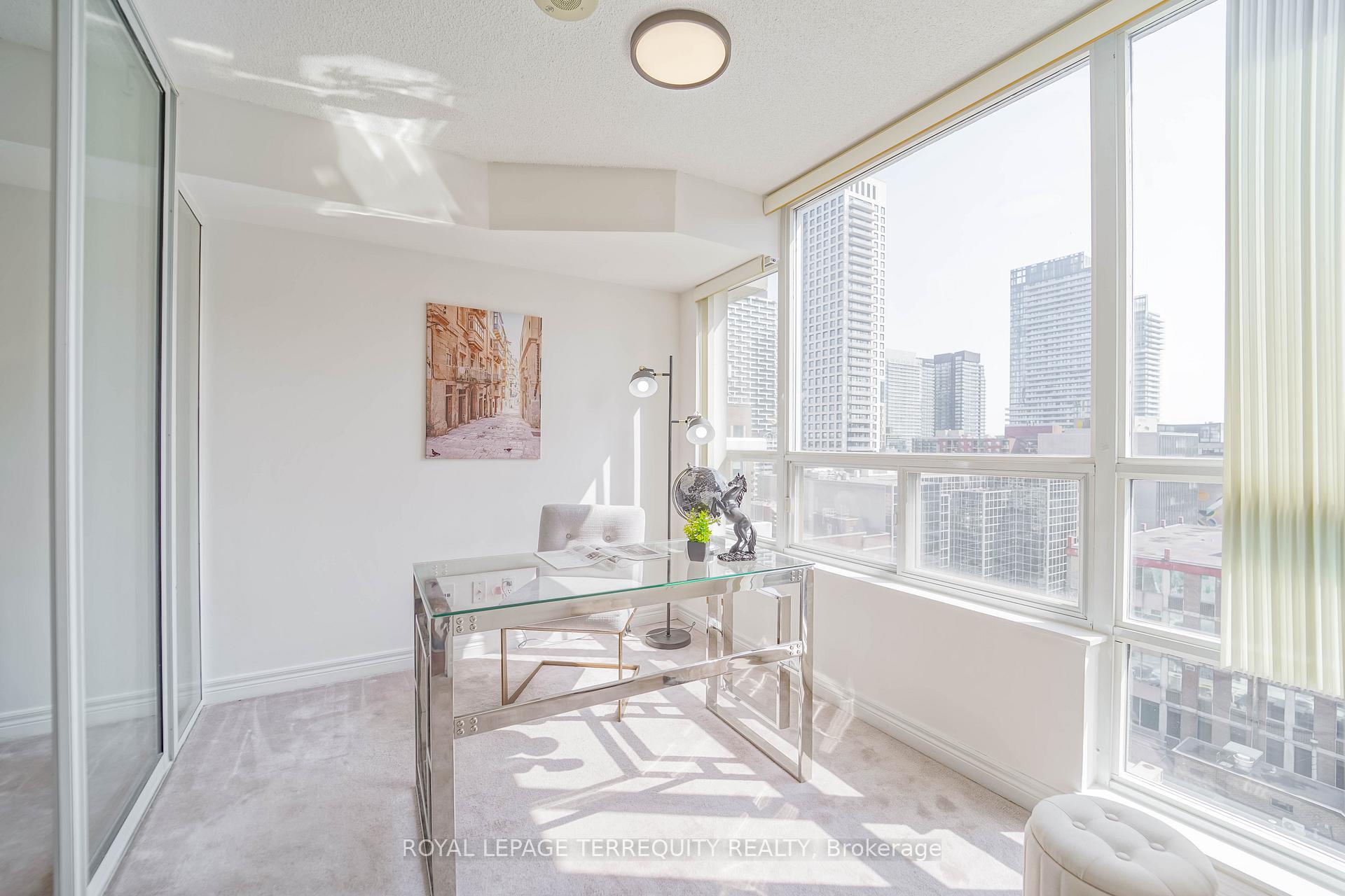 Photo 22 of Unit 1708, 43 Eglinton Avenue E, Toronto, Mount Pleasant West — HOMEH