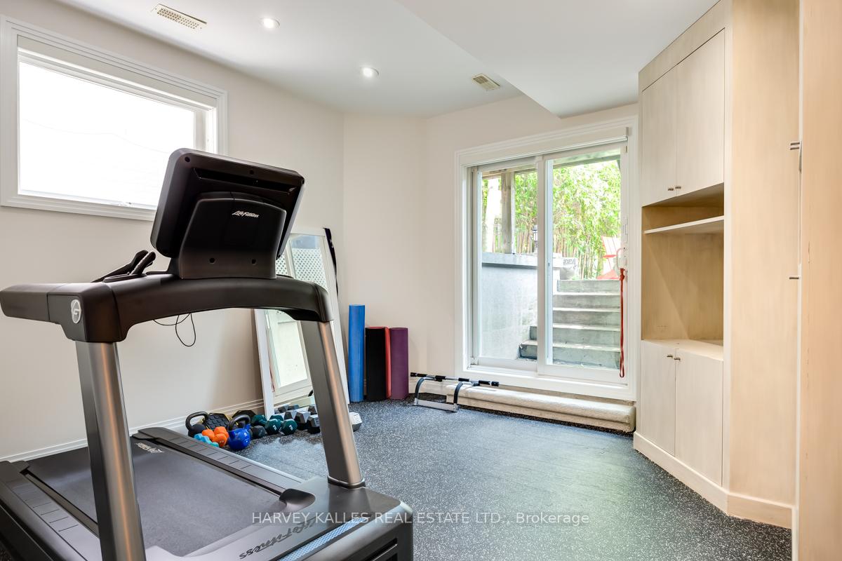Photo 10 of 499 Melrose Avenue, Toronto, Bedford Park-Nortown — HOMEH