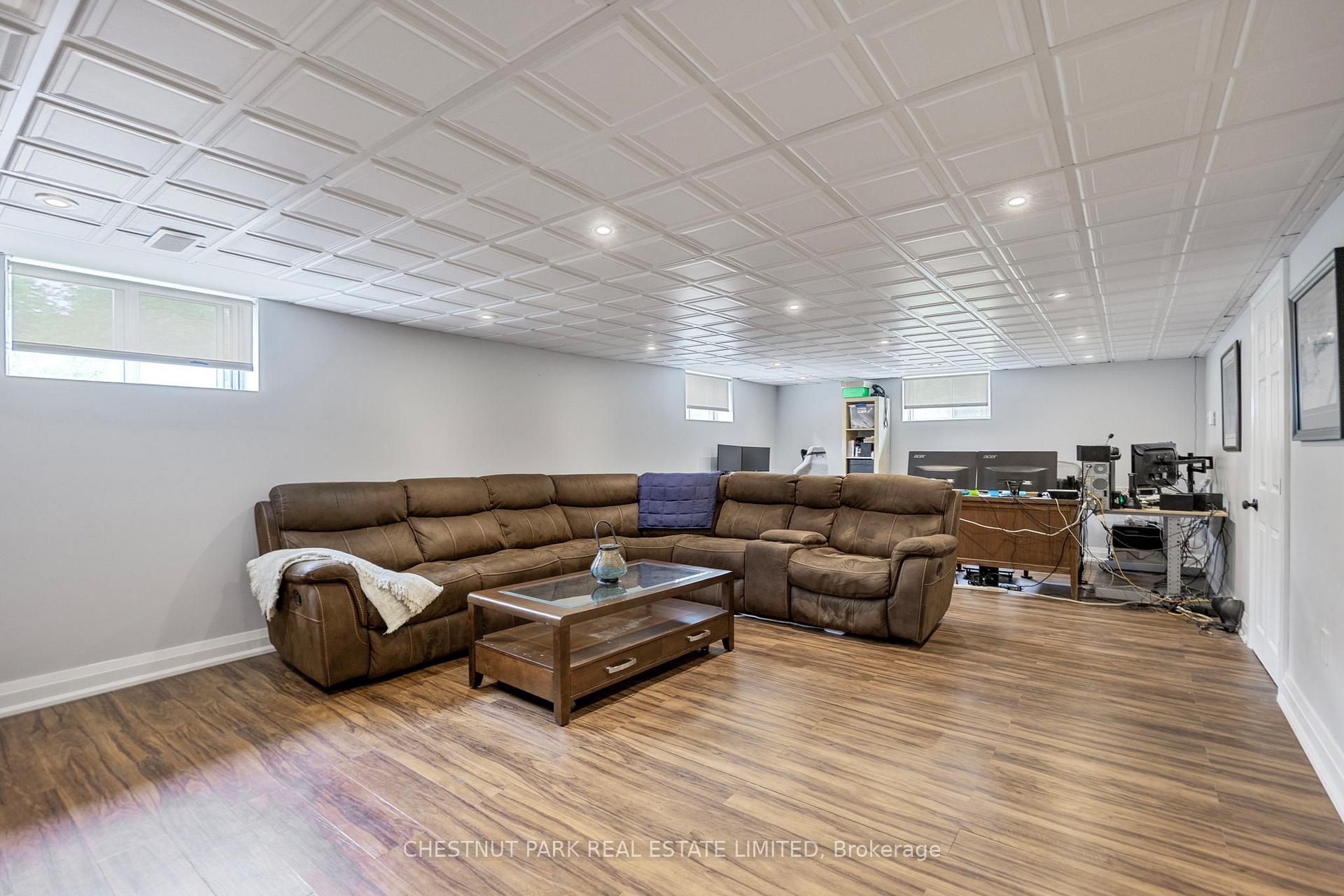 Photo 11 of 5102 Trafalgar Road N, Erin, Rural Erin — HOMEH