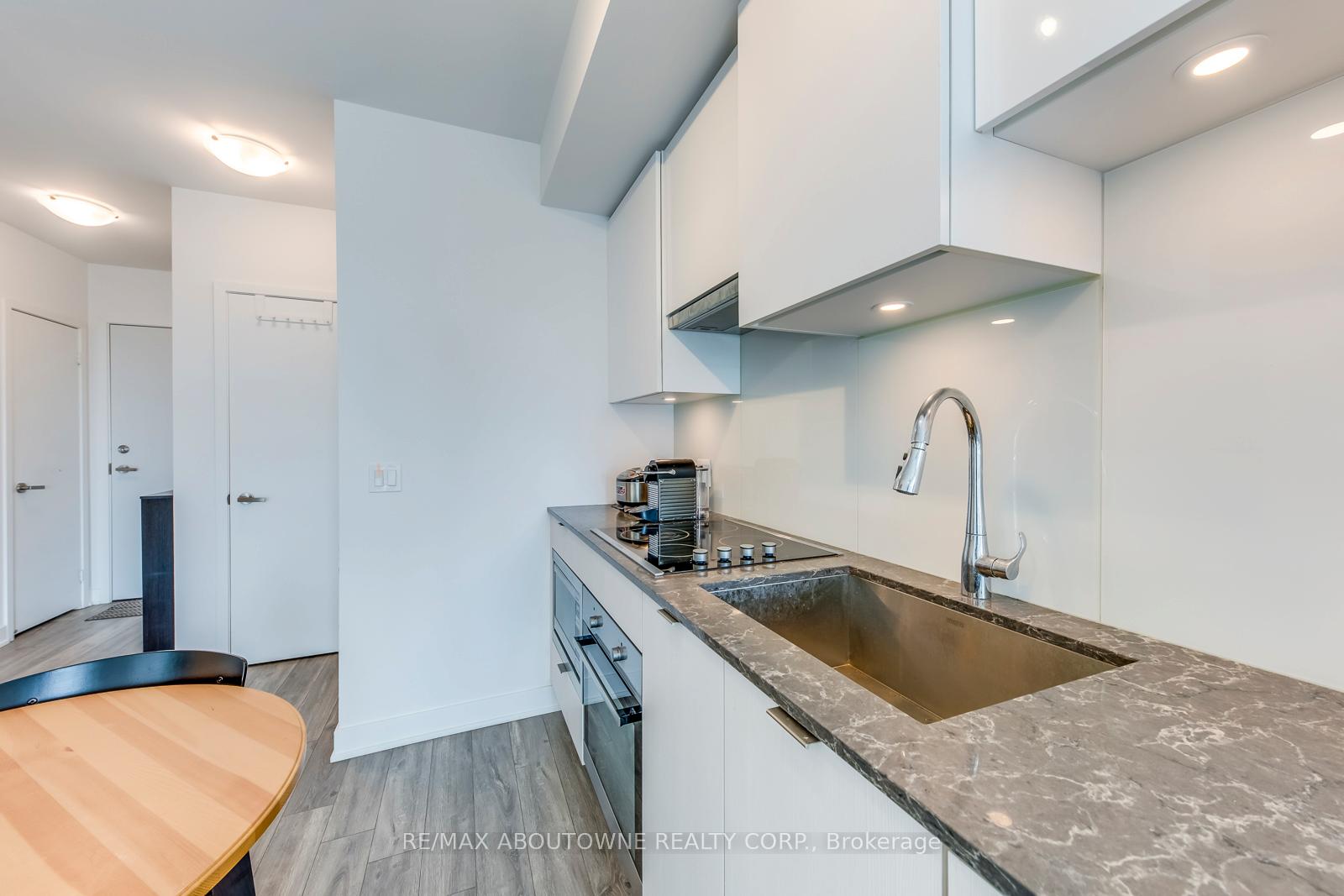 Photo 16 of Unit 1505, 195 Redpath Avenue, Toronto, Mount Pleasant West — HOMEH