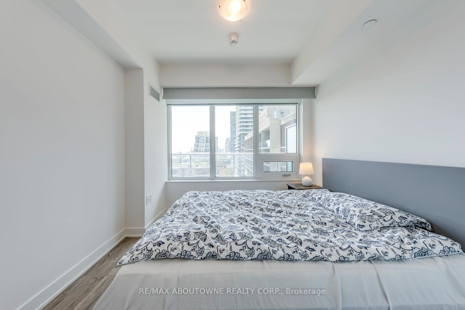 Photo 15 of Unit 1505, 195 Redpath Avenue, Toronto, Mount Pleasant West — HOMEH