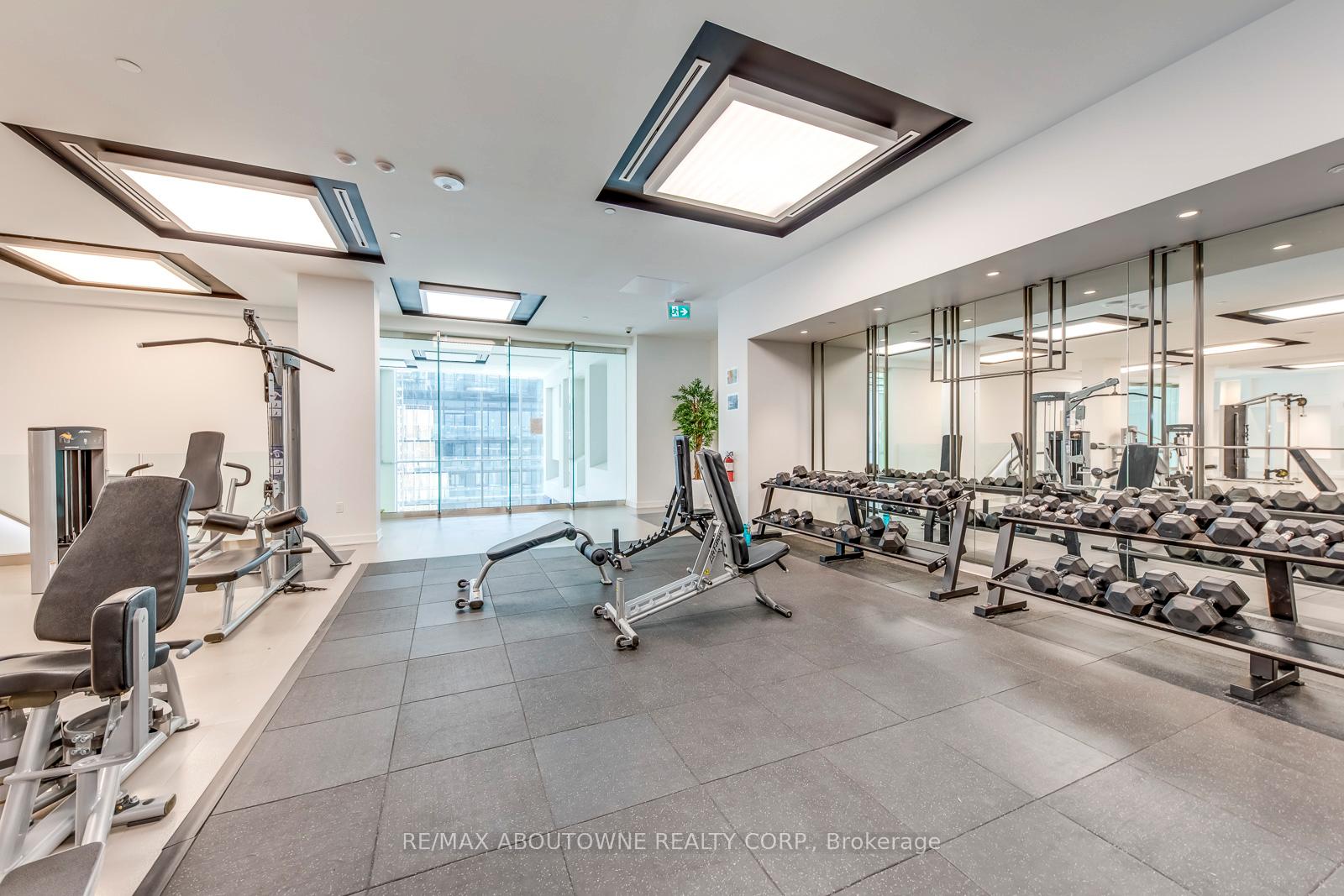 Photo 18 of Unit 1505, 195 Redpath Avenue, Toronto, Mount Pleasant West — HOMEH