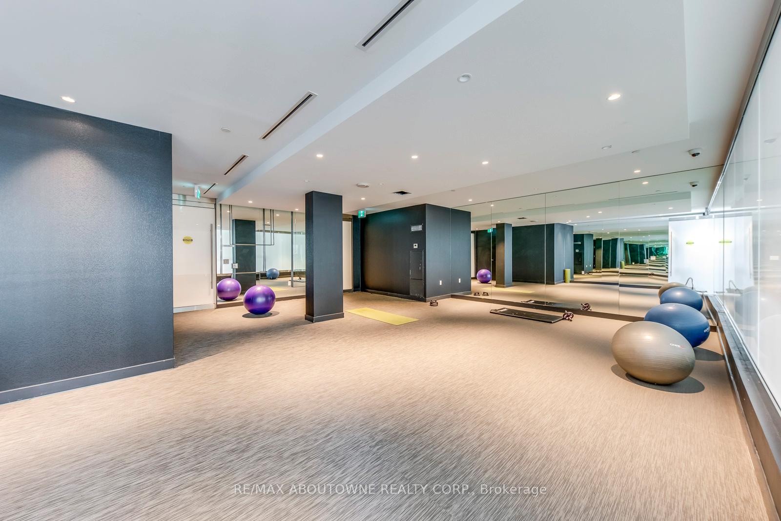 Photo 20 of Unit 1505, 195 Redpath Avenue, Toronto, Mount Pleasant West — HOMEH