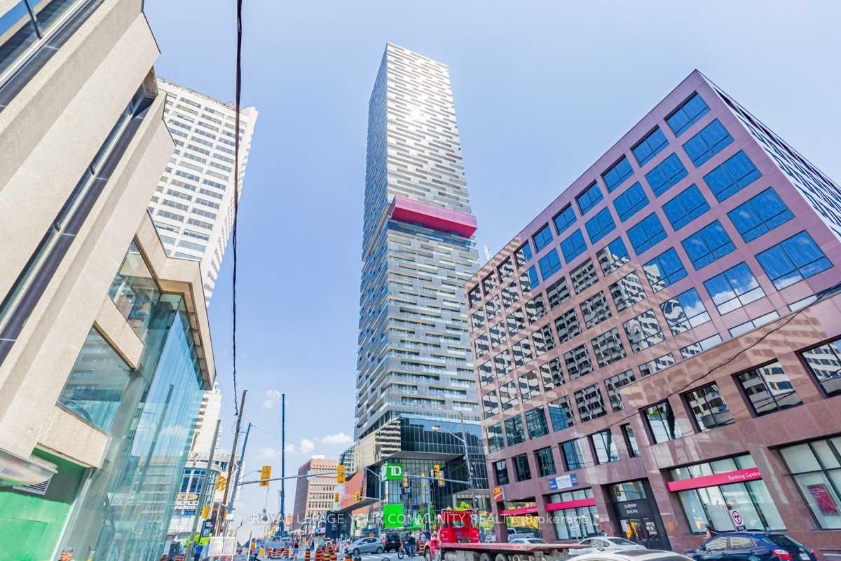Photo 1 of Unit 5607, 8 Eglinton Avenue E, Toronto, Yonge-Eglinton — HOMEH