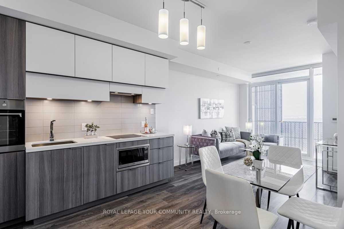 Photo 19 of Unit 5607, 8 Eglinton Avenue E, Toronto, Yonge-Eglinton — HOMEH
