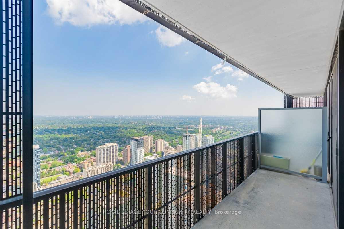 Photo 25 of Unit 5607, 8 Eglinton Avenue E, Toronto, Yonge-Eglinton — HOMEH