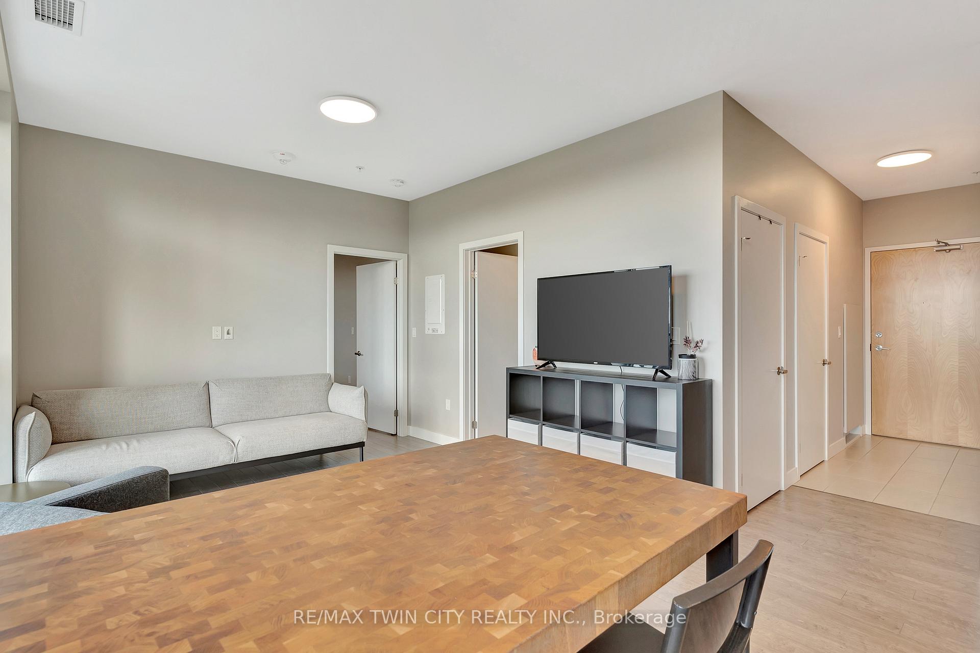 Photo 12 of Unit 1008, 100 Garment Street, Kitchener — HOMEH