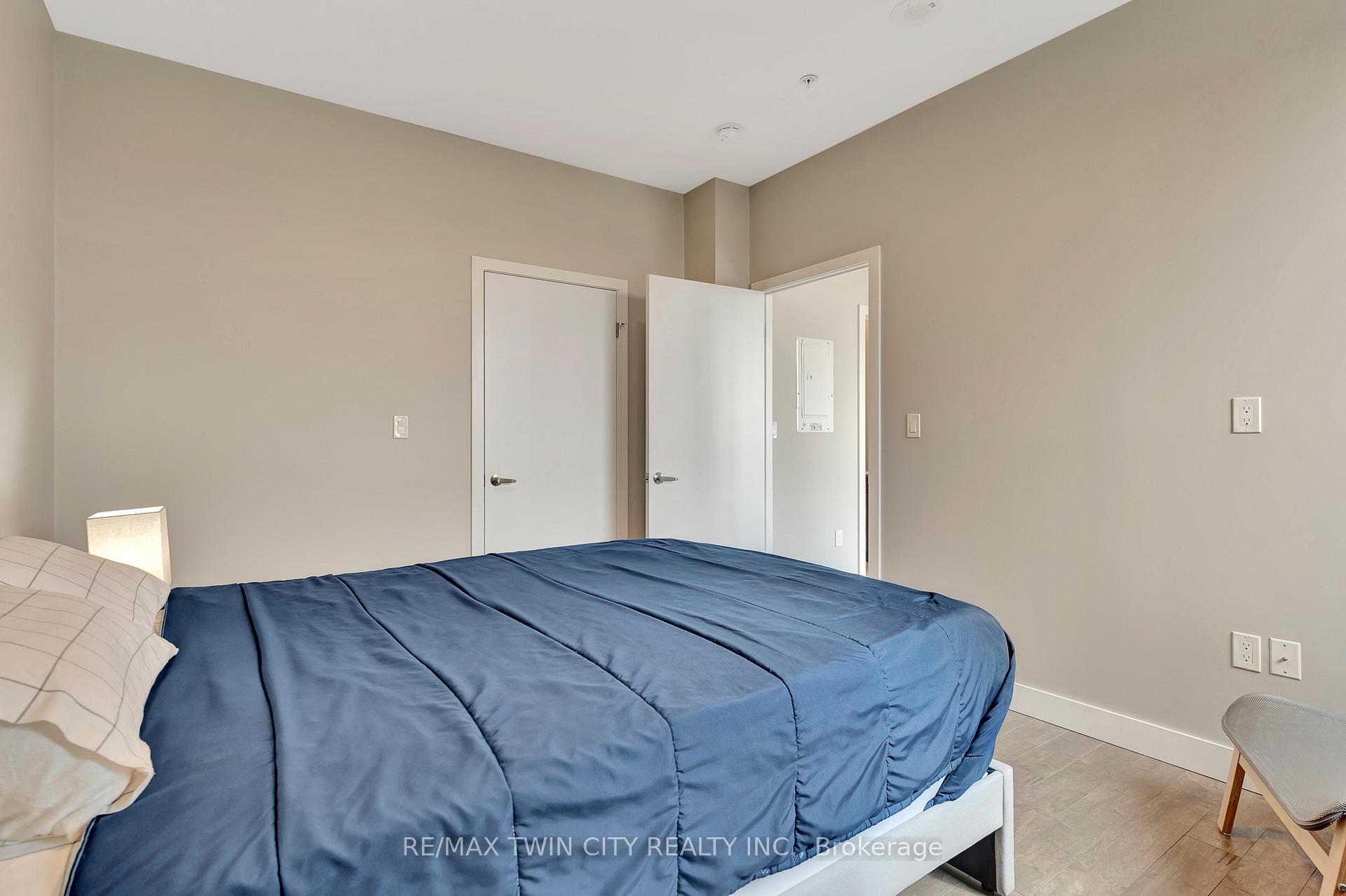 Photo 24 of Unit 1008, 100 Garment Street, Kitchener — HOMEH