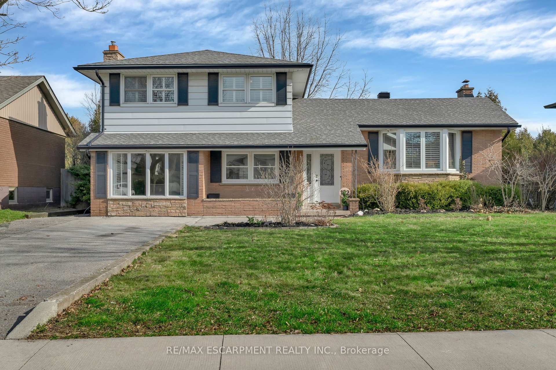 Photo 1 of 192 Delmar Drive, Hamilton, Buchanan — HOMEH
