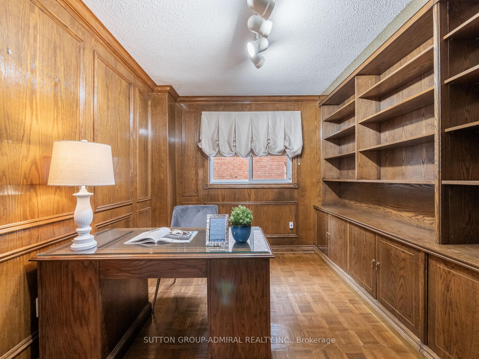 Photo 17 of 582 Spring Gate Boulevard, Vaughan, Crestwood-Springfarm-Yorkhill — HOMEH