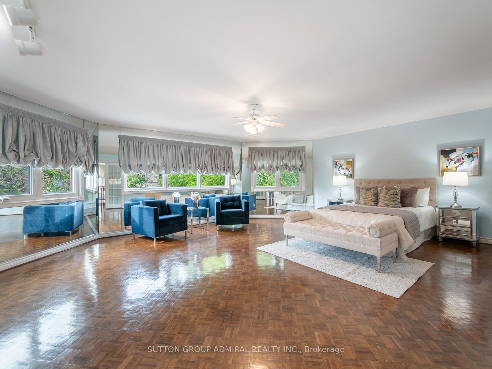 Photo 7 of 582 Spring Gate Boulevard, Vaughan, Crestwood-Springfarm-Yorkhill — HOMEH