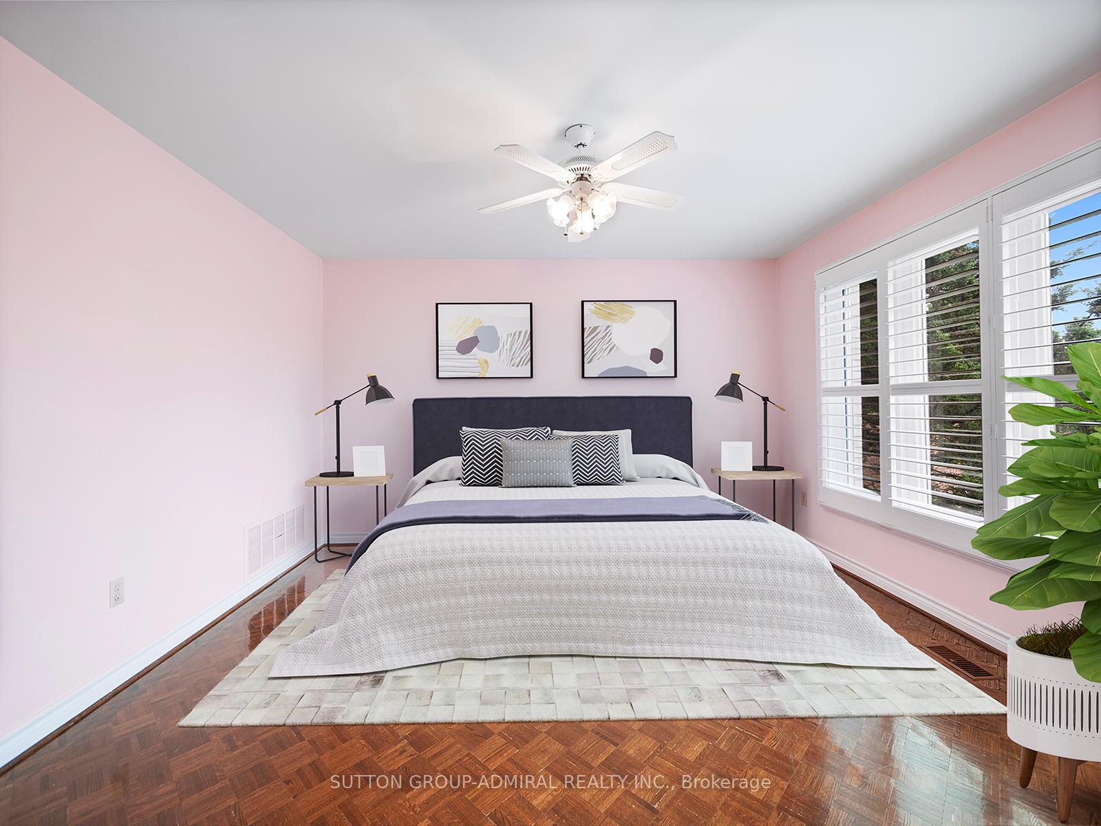 Photo 23 of 582 Spring Gate Boulevard, Vaughan, Crestwood-Springfarm-Yorkhill — HOMEH