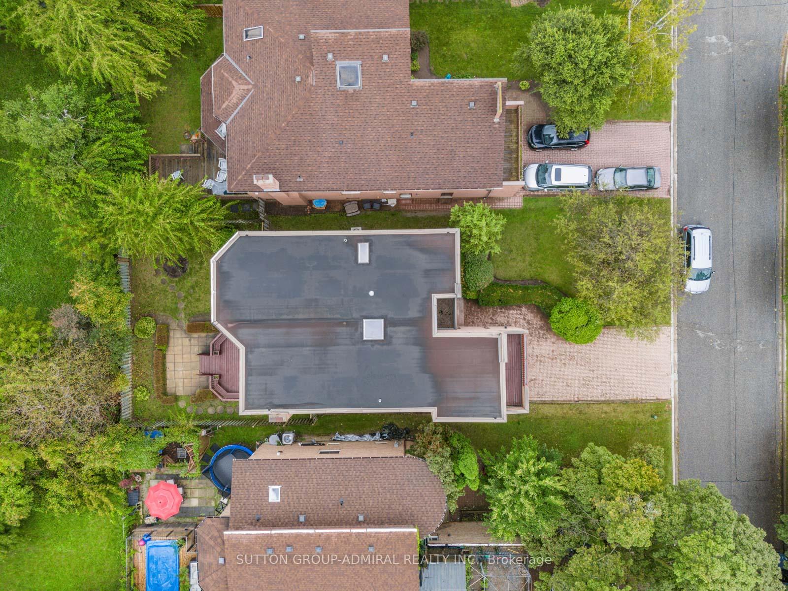 Photo 24 of 582 Spring Gate Boulevard, Vaughan, Crestwood-Springfarm-Yorkhill — HOMEH