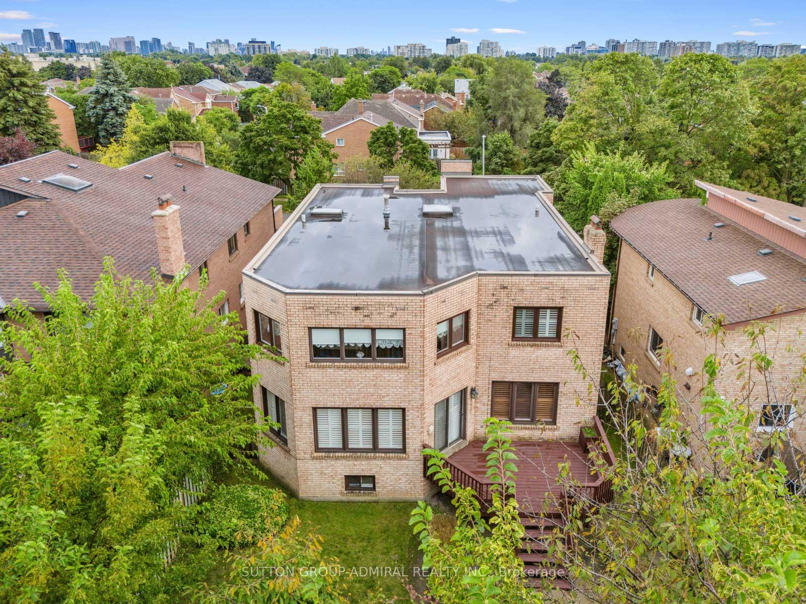Photo 40 of 582 Spring Gate Boulevard, Vaughan, Crestwood-Springfarm-Yorkhill — HOMEH
