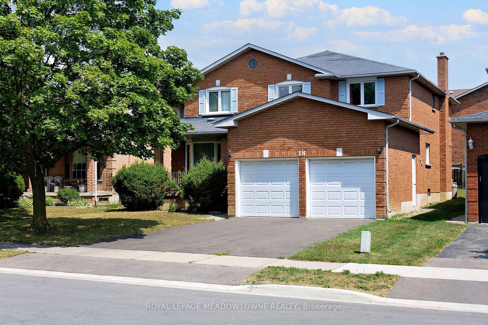 Photo 1 of 18 Blue Bonnet Drive, Brampton, Fletcher's Creek South — HOMEH